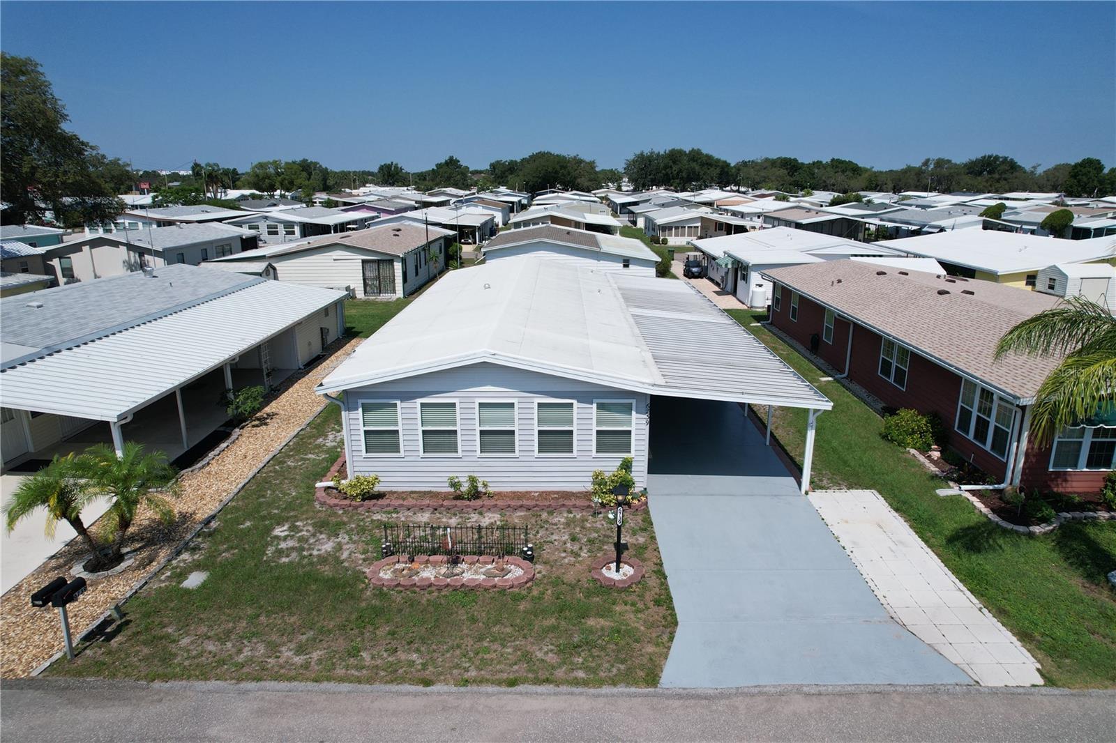 6739 KENSINGTON DR NE, WINTER HAVEN, FL, 33881