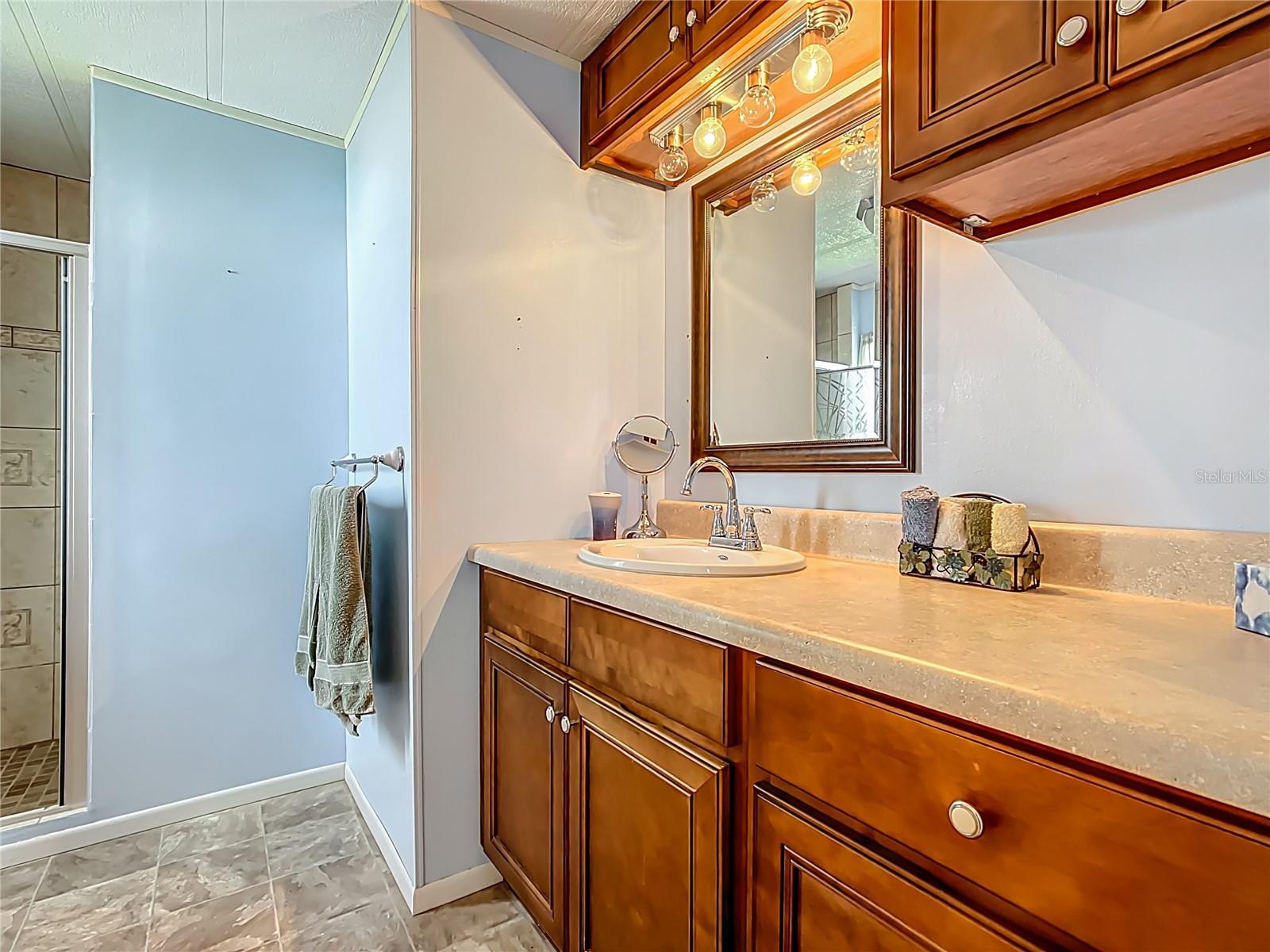 6739 KENSINGTON DR NE, WINTER HAVEN, FL, 33881
