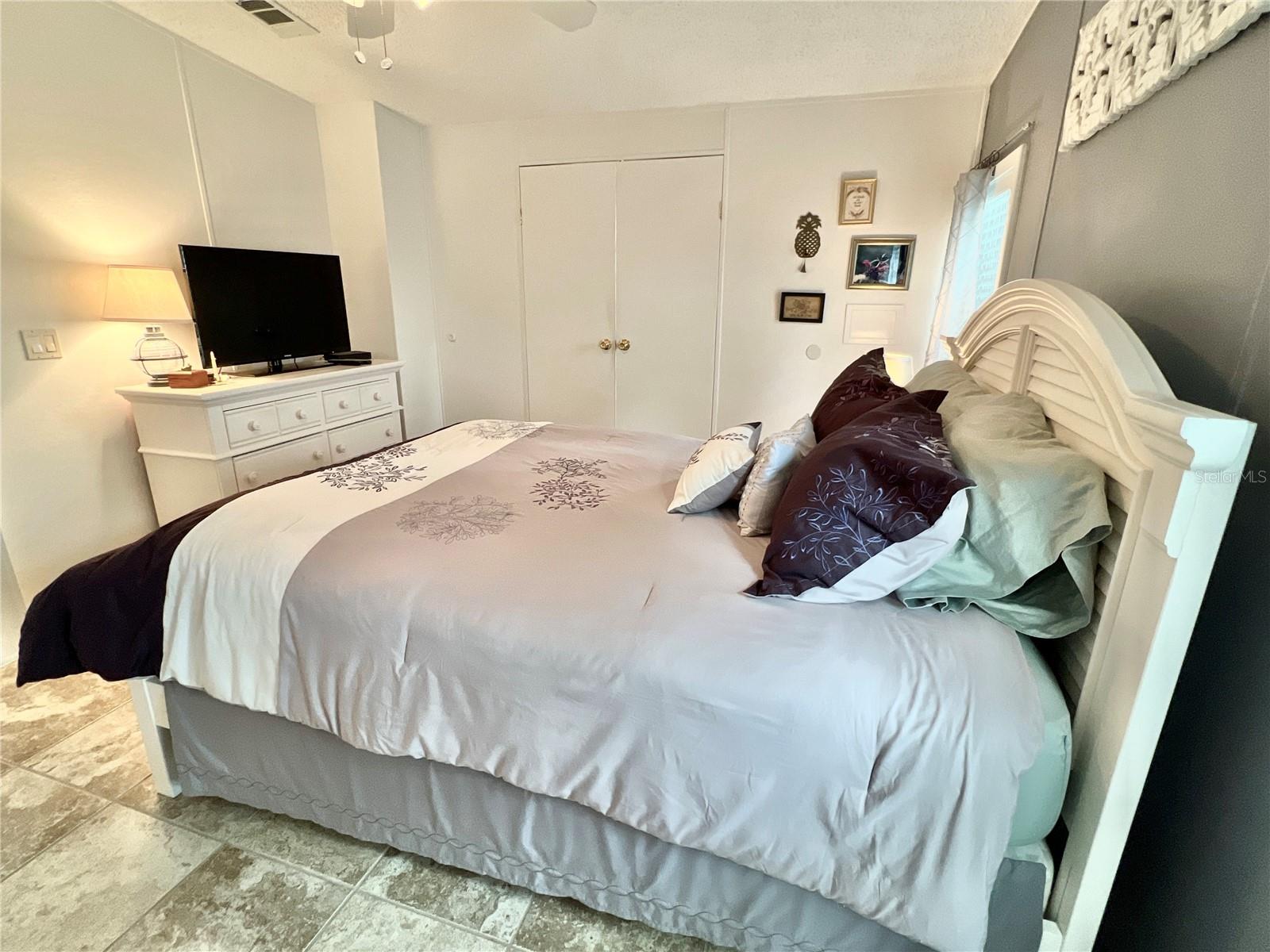 7107 MOUNT ESSEX DR NE #520, ST PETERSBURG, FL, 33702