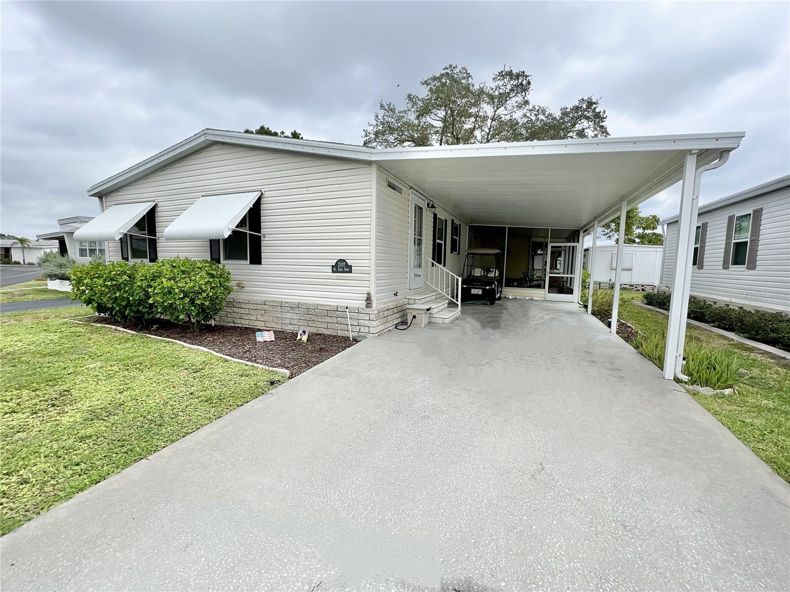 7107 MOUNT ESSEX DR NE #520, ST PETERSBURG, FL, 33702