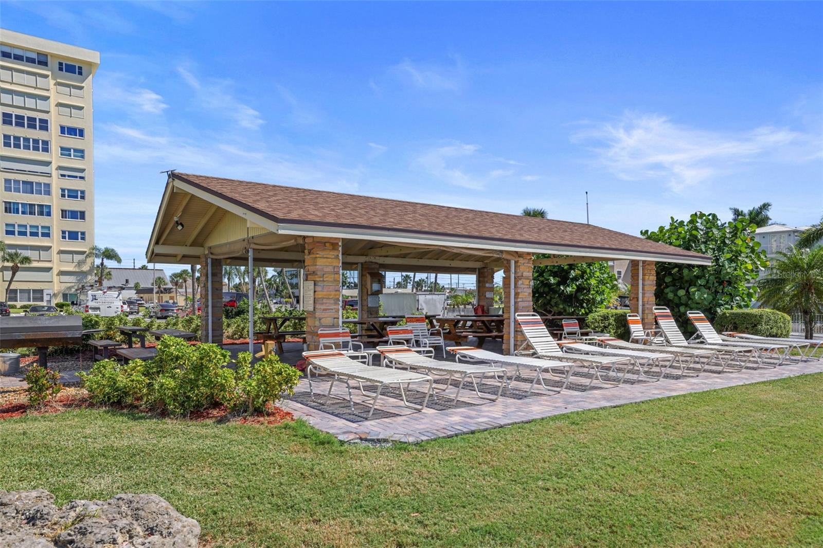 4550 COVE CIR #207, ST PETERSBURG, FL, 33708