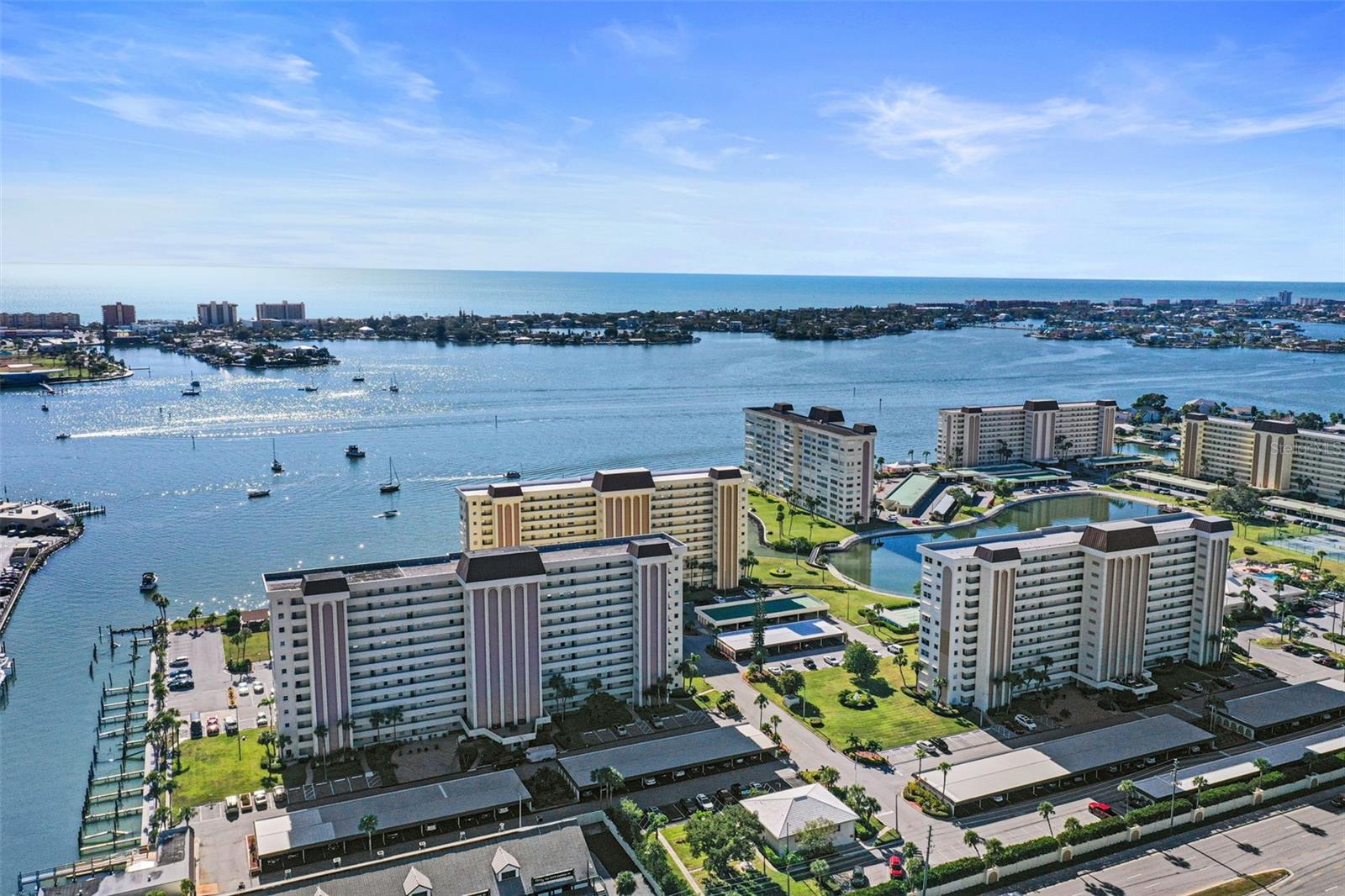 4550 COVE CIR #207, ST PETERSBURG, FL, 33708