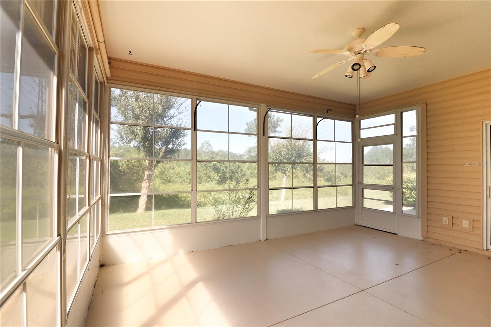 5433 SIR CHURCHILL DR, LEESBURG, FL, 34748