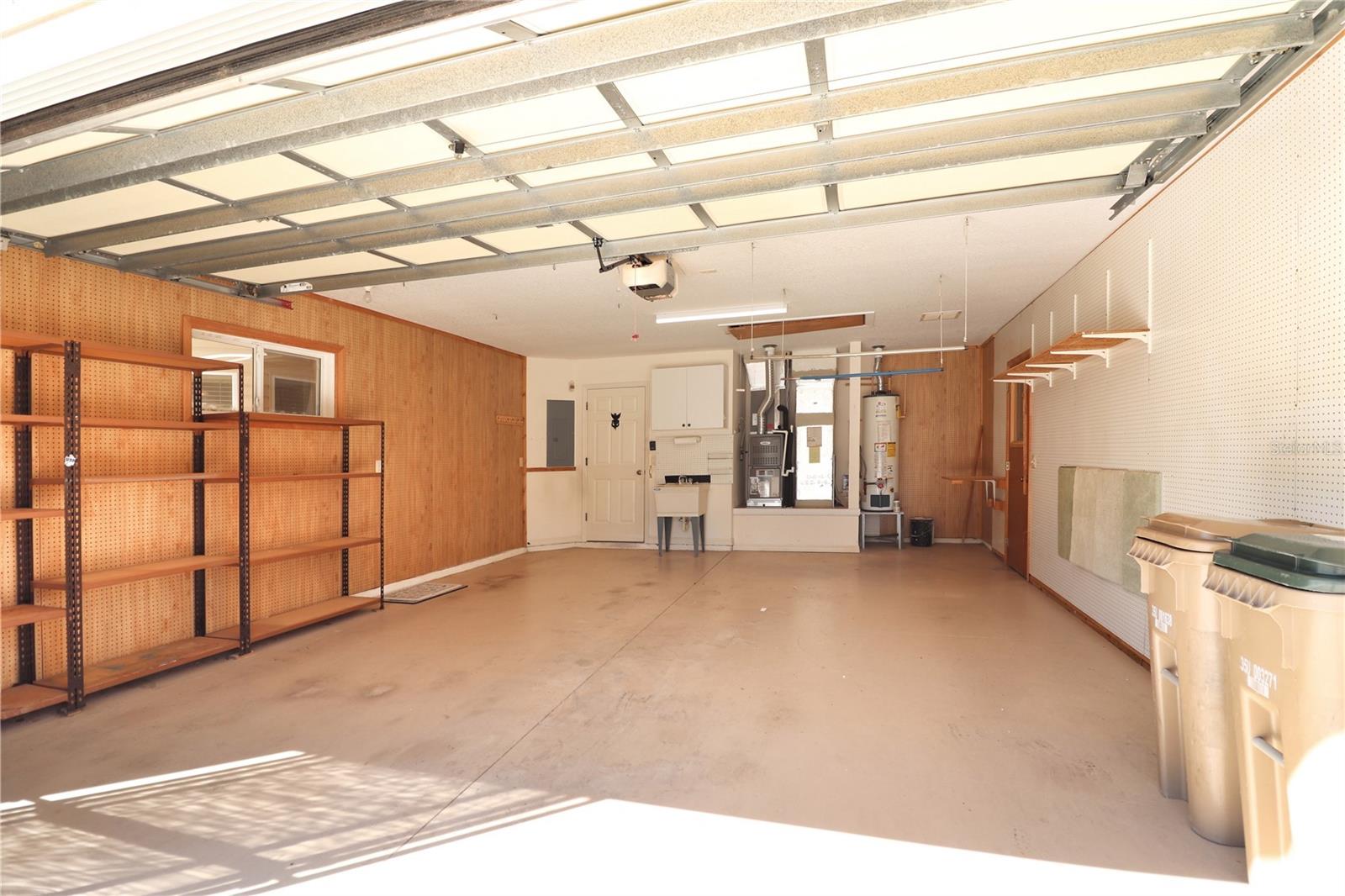 5433 SIR CHURCHILL DR, LEESBURG, FL, 34748