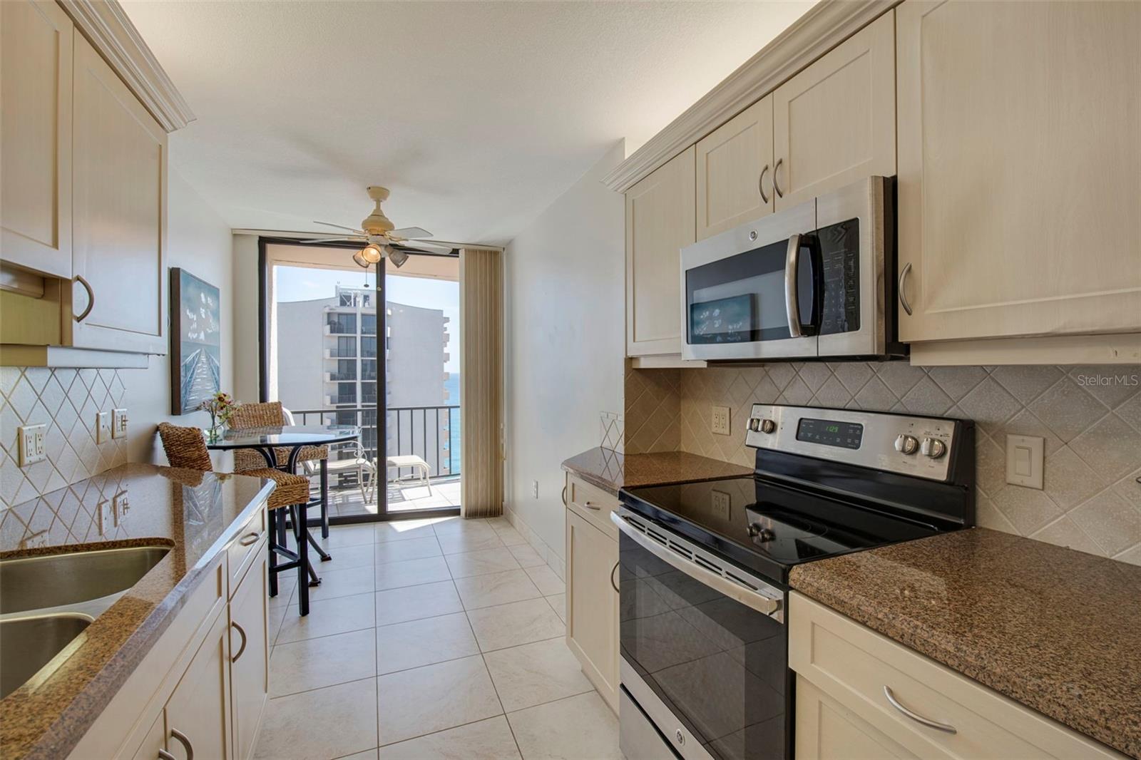 4200 N OCEAN DR #2-1602, RIVIERA BEACH, FL, 33404