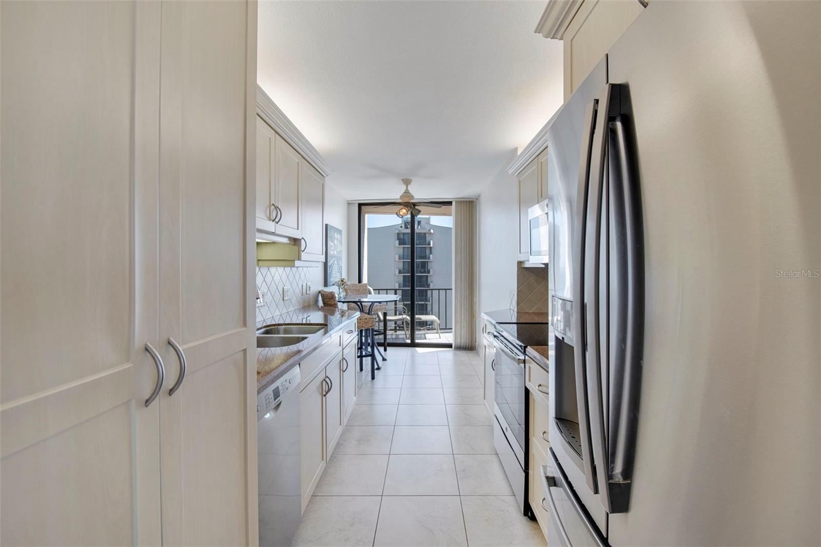 4200 N OCEAN DR #2-1602, RIVIERA BEACH, FL, 33404