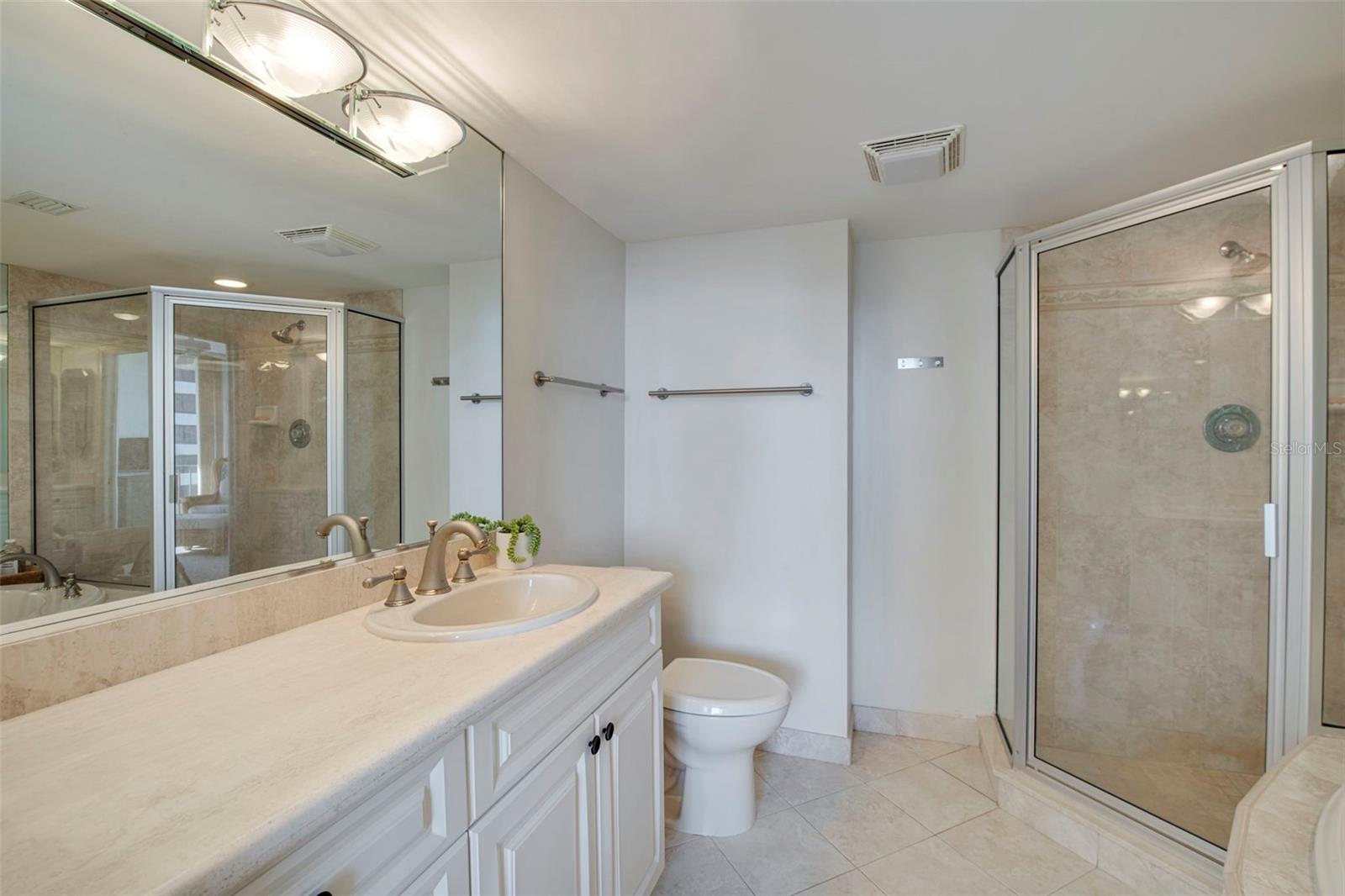 4200 N OCEAN DR #2-1602, RIVIERA BEACH, FL, 33404