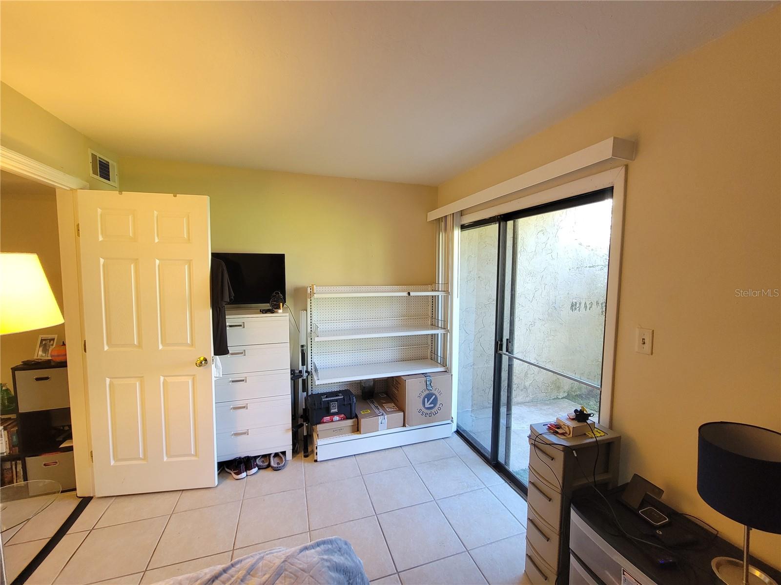 2811 SW ARCHER RD #X-207, GAINESVILLE, FL, 32608