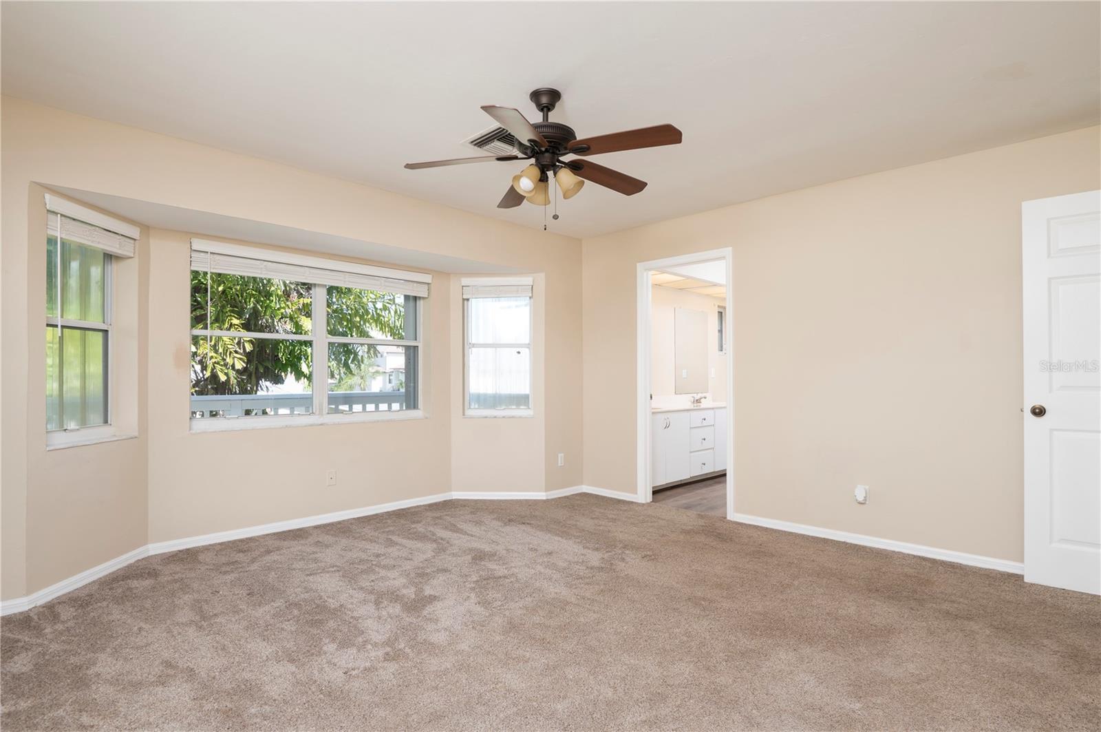 24261 CAPTAIN KIDD BLVD, PUNTA GORDA, FL, 33955