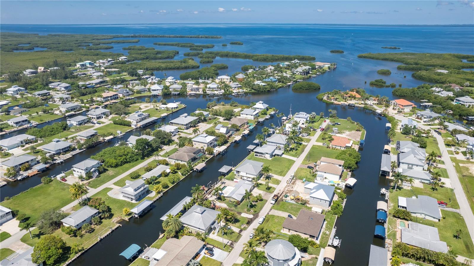 24261 CAPTAIN KIDD BLVD, PUNTA GORDA, FL, 33955