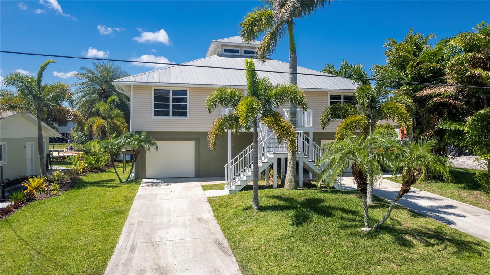 24261 CAPTAIN KIDD BLVD, PUNTA GORDA, FL, 33955