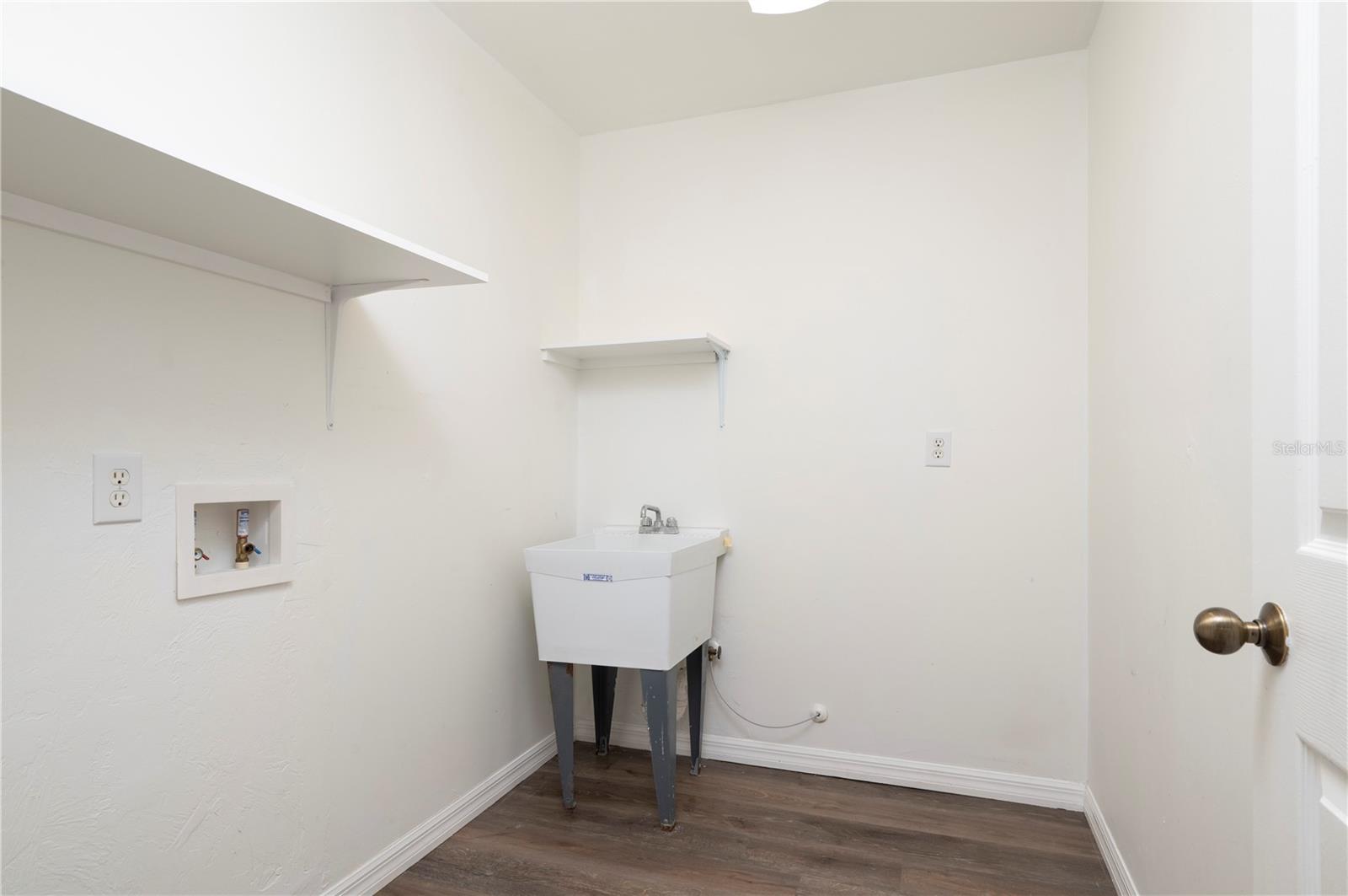 24261 CAPTAIN KIDD BLVD, PUNTA GORDA, FL, 33955