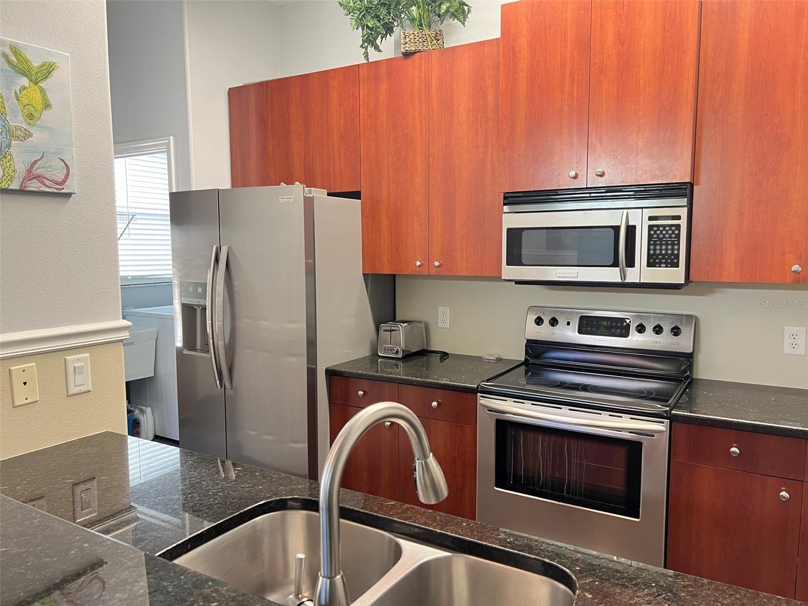 2043 ROSELAWN ST, SARASOTA, FL, 34231