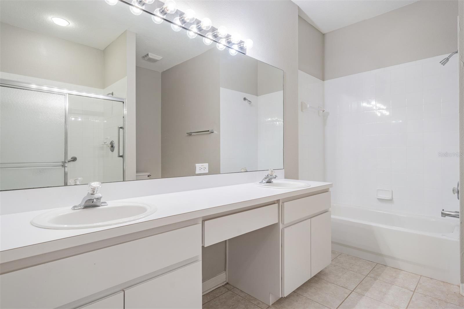 34841 DOUBLE EAGLE CT, ZEPHYRHILLS, FL, 33541