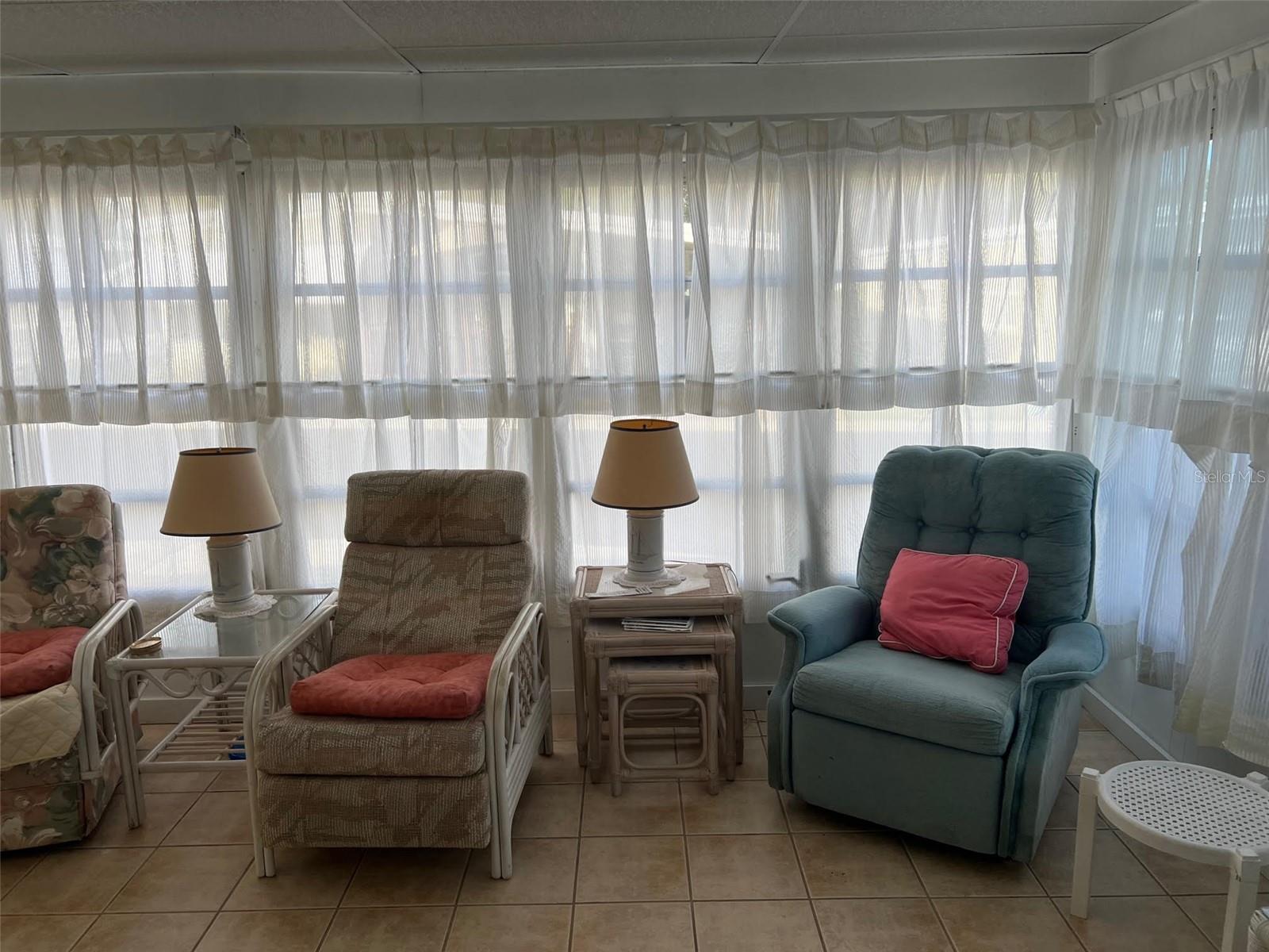 201 ROYAL PALM CIR, LARGO, FL, 33778