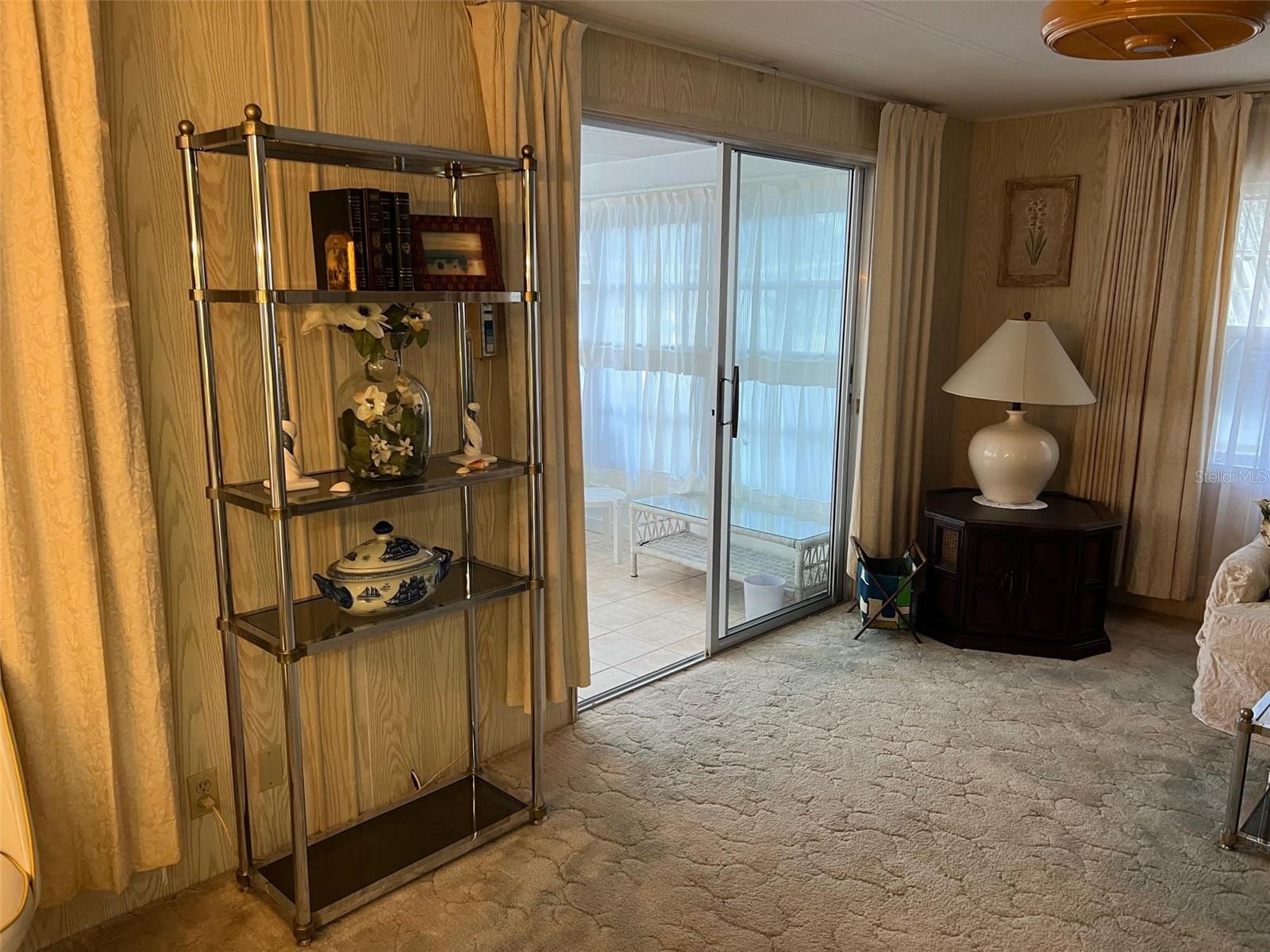 201 ROYAL PALM CIR, LARGO, FL, 33778