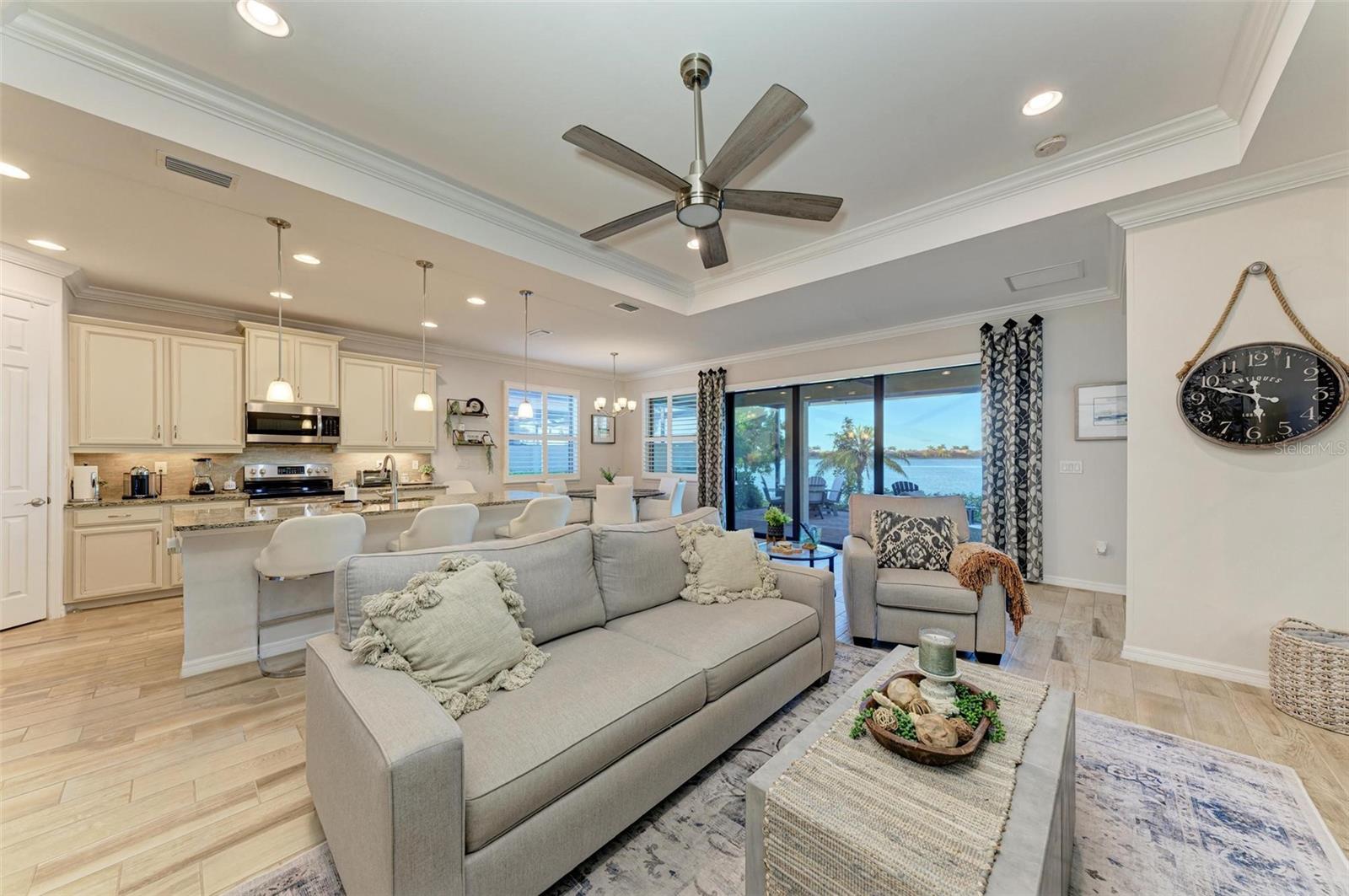 228 MARAVIYA BLVD, NOKOMIS, FL, 34275