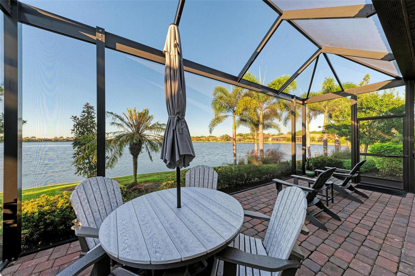 228 MARAVIYA BLVD, NOKOMIS, FL, 34275