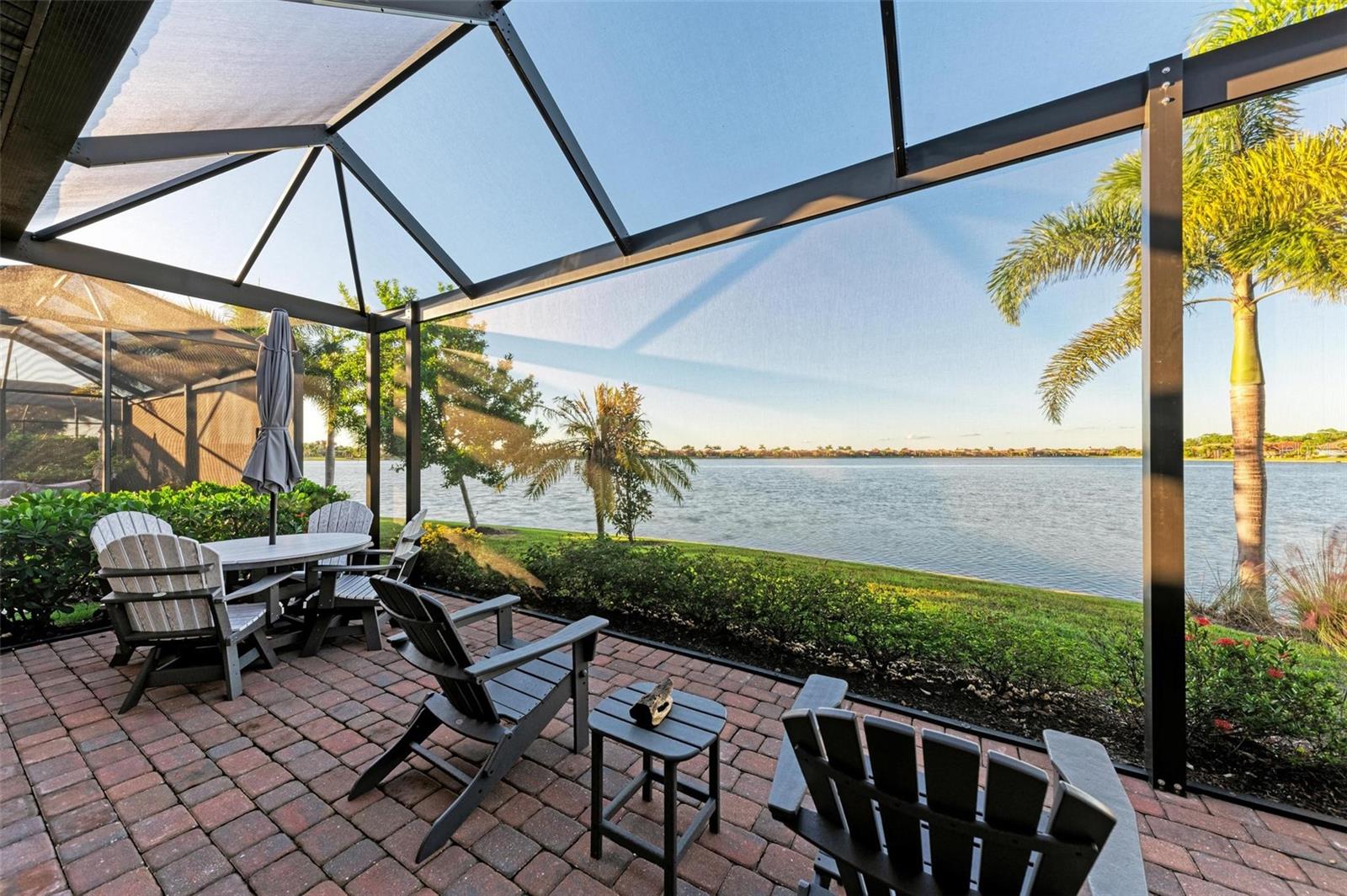 228 MARAVIYA BLVD, NOKOMIS, FL, 34275