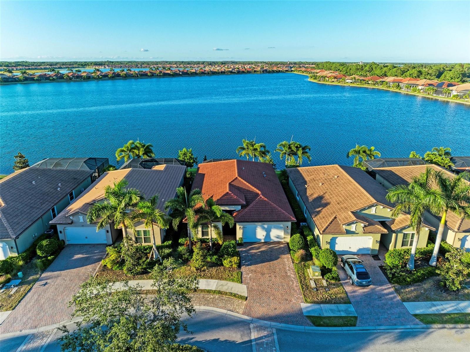 228 MARAVIYA BLVD, NOKOMIS, FL, 34275