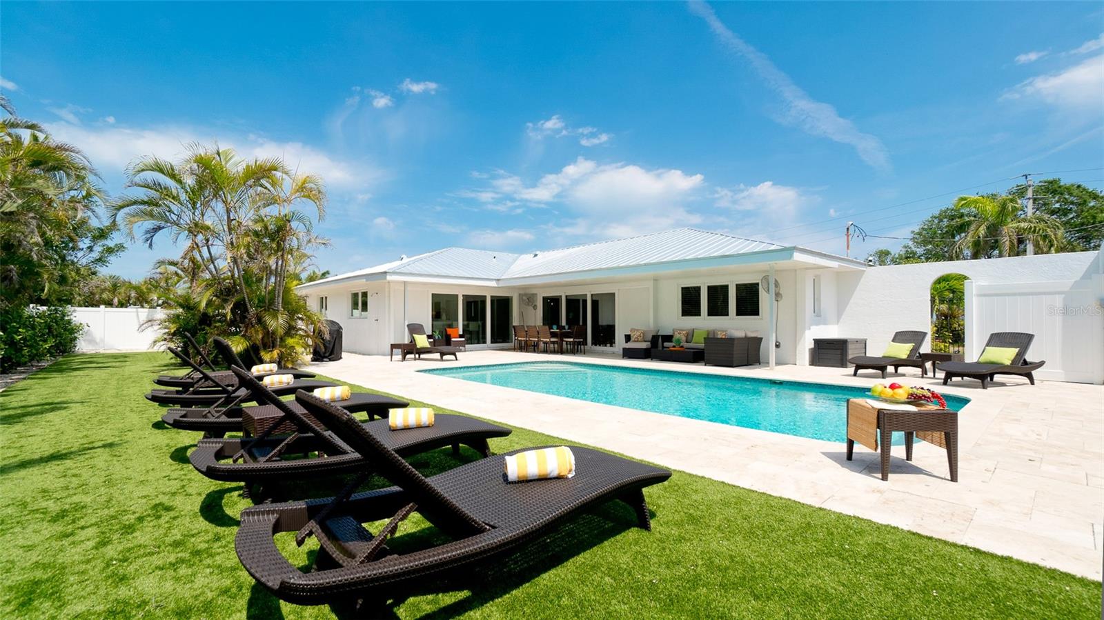 676 KEY ROYALE DRIVE, HOLMES BEACH, FL, 34217