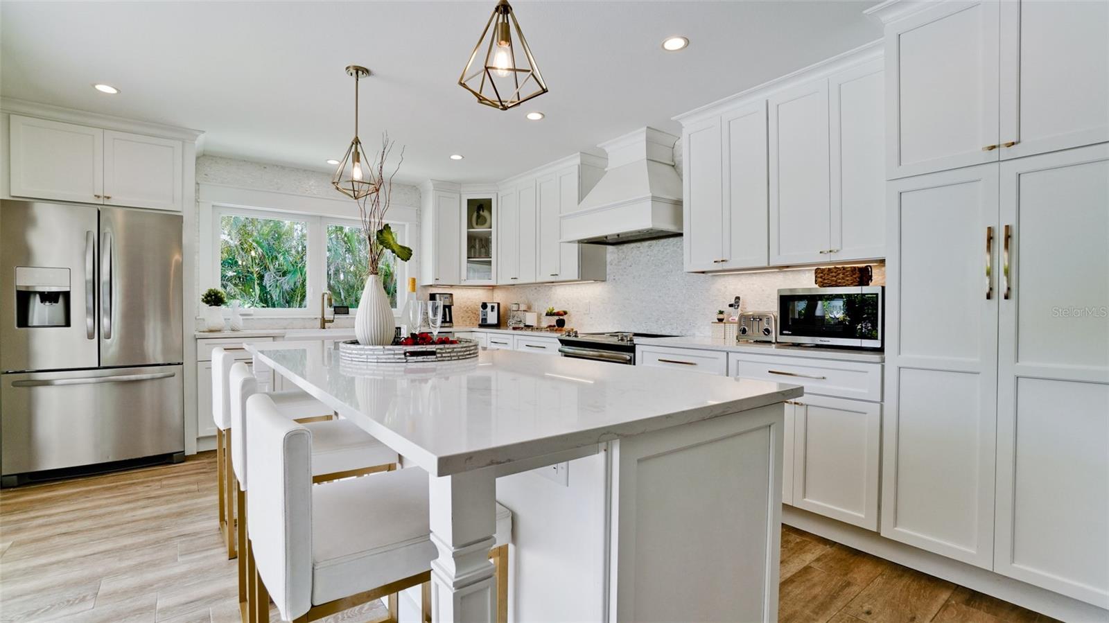 676 KEY ROYALE DRIVE, HOLMES BEACH, FL, 34217