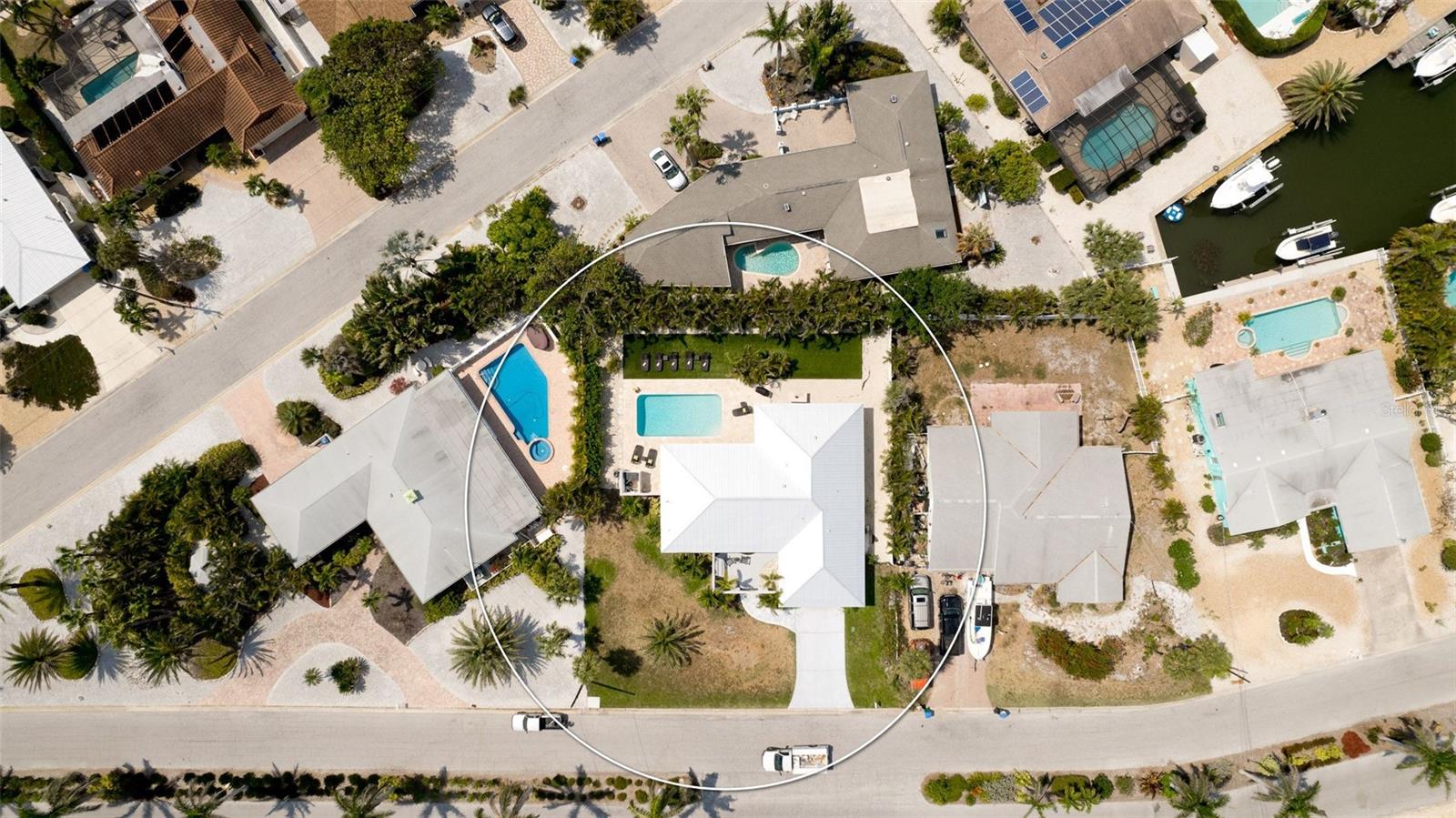 676 KEY ROYALE DRIVE, HOLMES BEACH, FL, 34217
