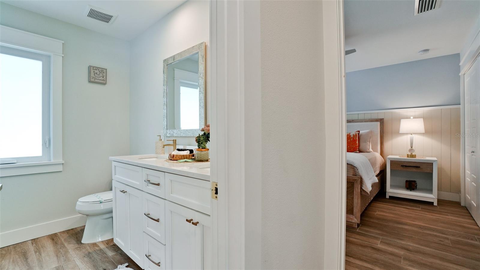 676 KEY ROYALE DRIVE, HOLMES BEACH, FL, 34217