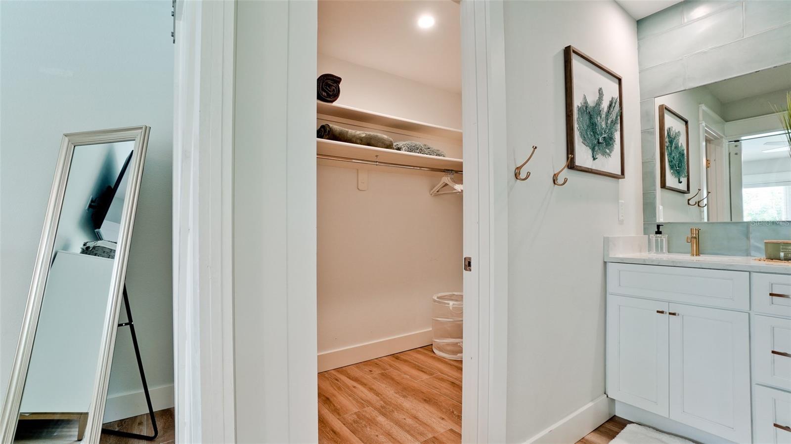 676 KEY ROYALE DRIVE, HOLMES BEACH, FL, 34217