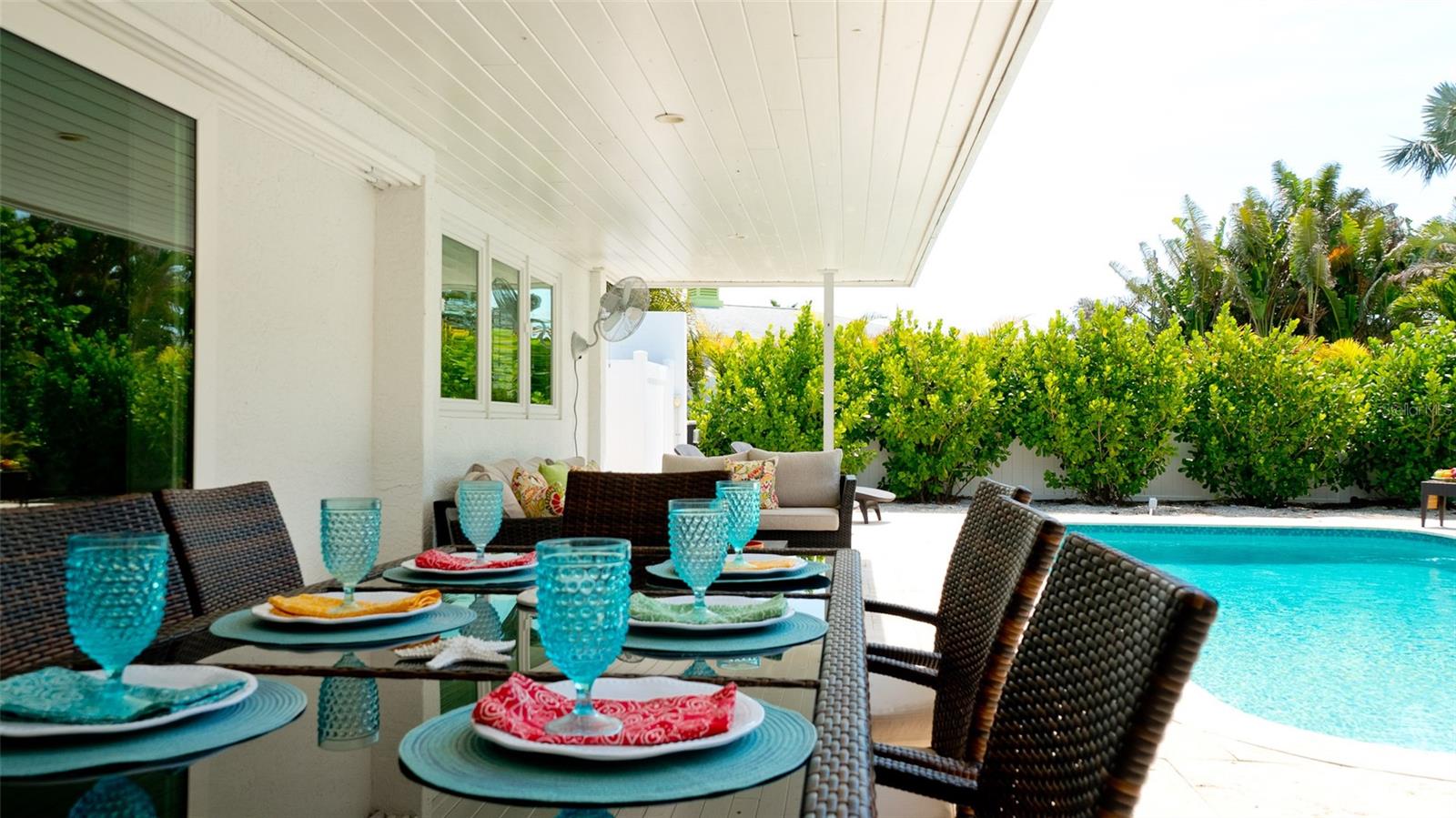 676 KEY ROYALE DRIVE, HOLMES BEACH, FL, 34217