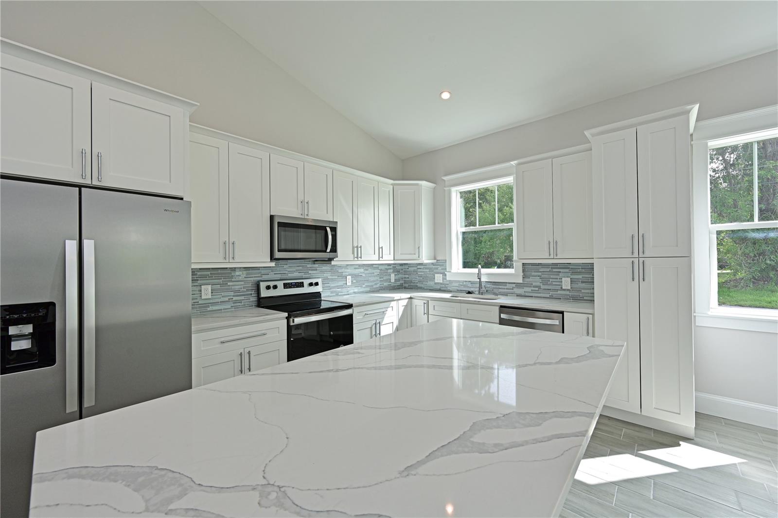 702 23RD AVE W, BRADENTON, FL, 34205