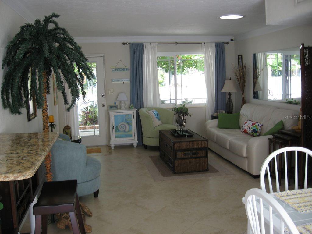 411 S Pine ST, NEW SMYRNA BEACH, FL, 32169