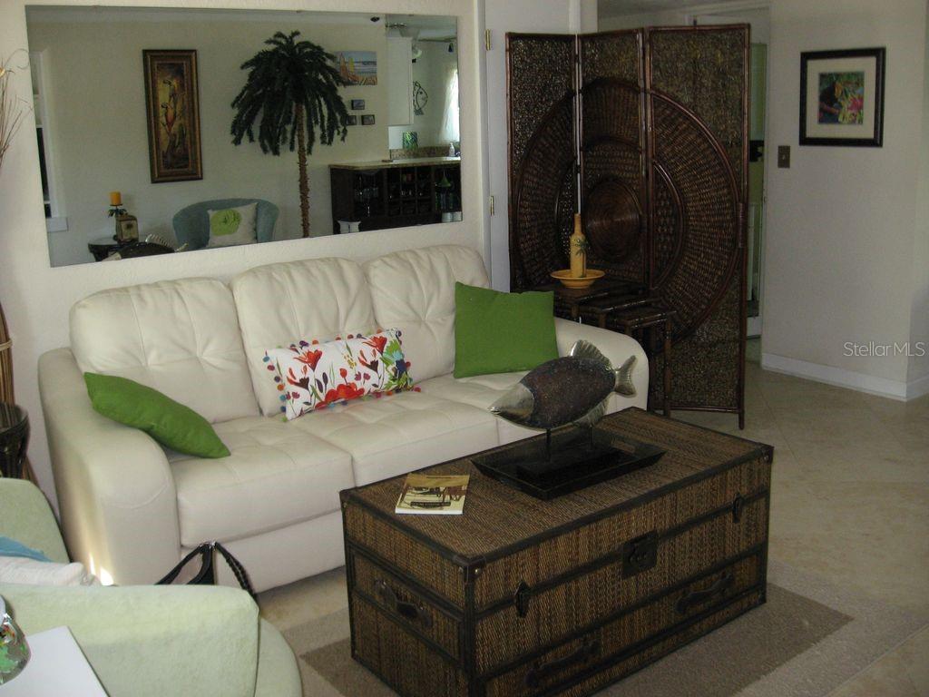 411 S Pine ST, NEW SMYRNA BEACH, FL, 32169