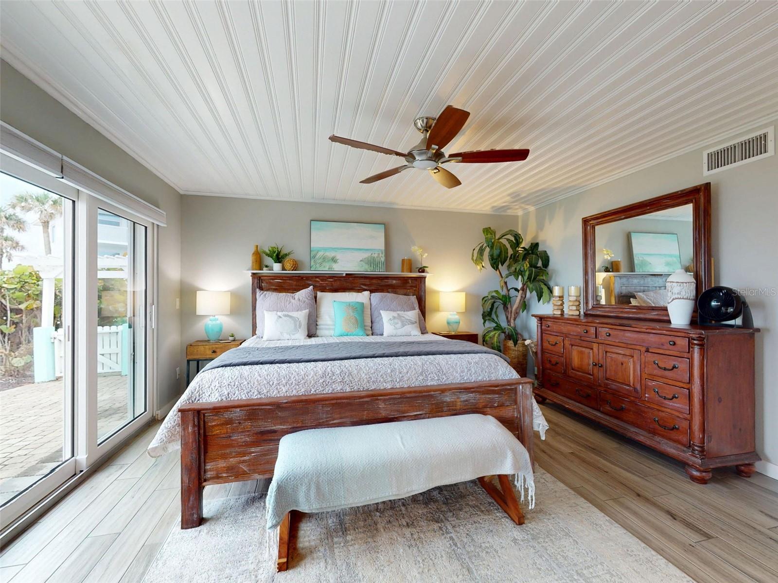 1011 Hill ST, NEW SMYRNA BEACH, FL, 32169