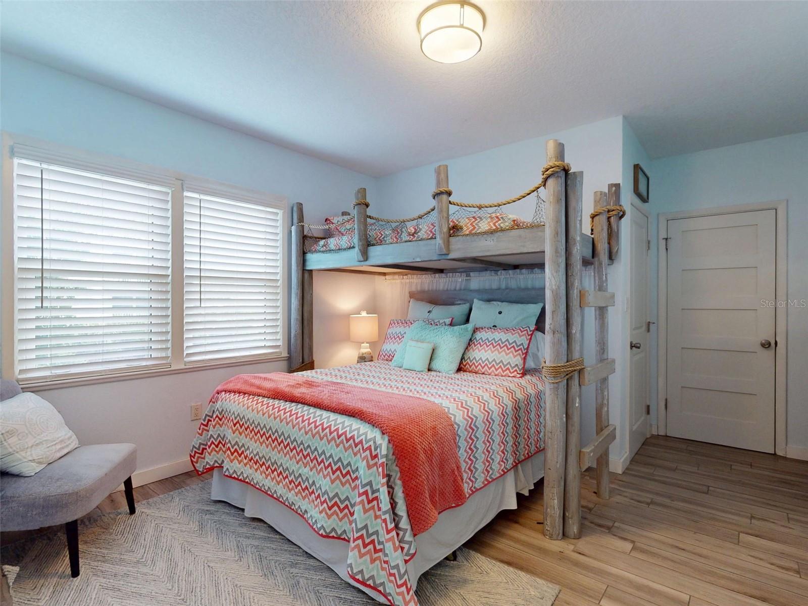 1011 Hill ST, NEW SMYRNA BEACH, FL, 32169