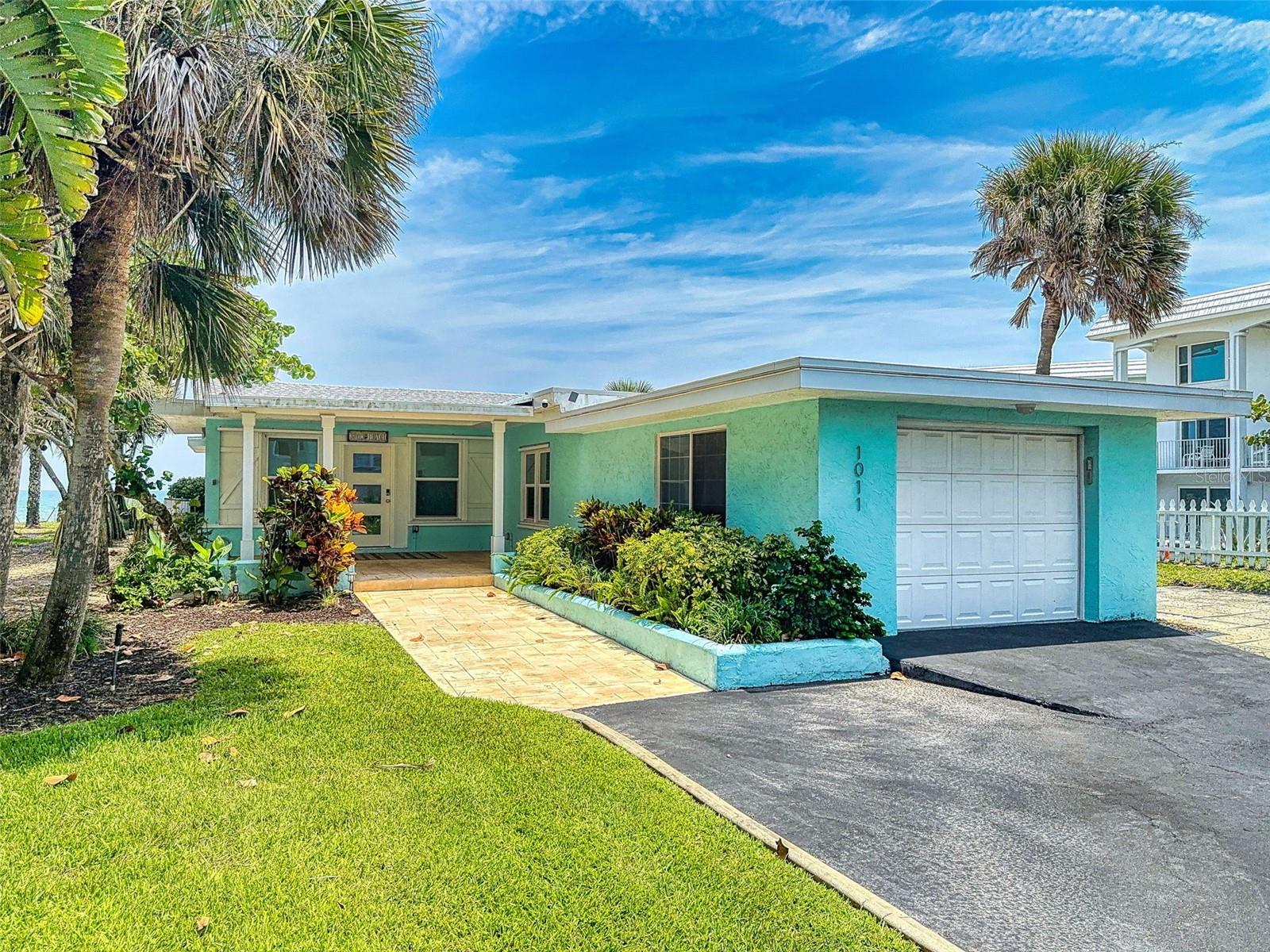 1011 Hill ST, NEW SMYRNA BEACH, FL, 32169