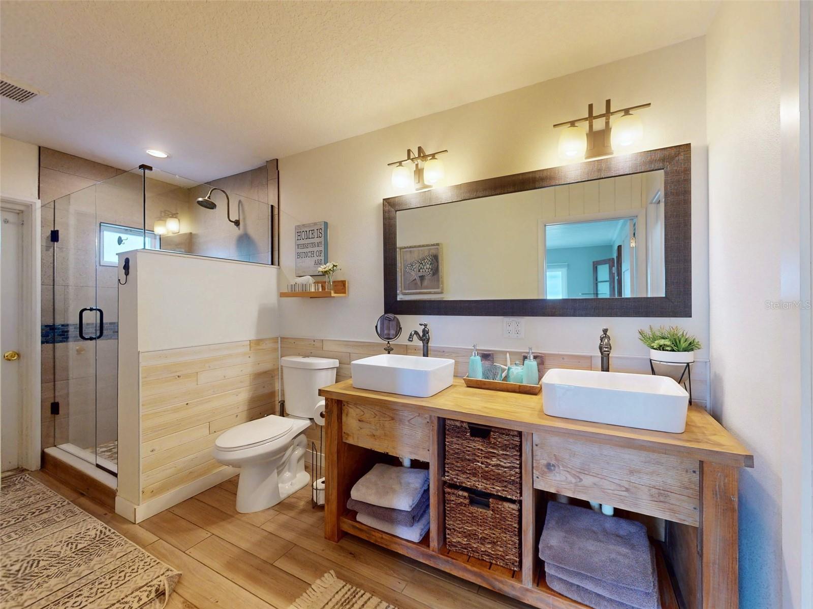 1011 Hill ST, NEW SMYRNA BEACH, FL, 32169