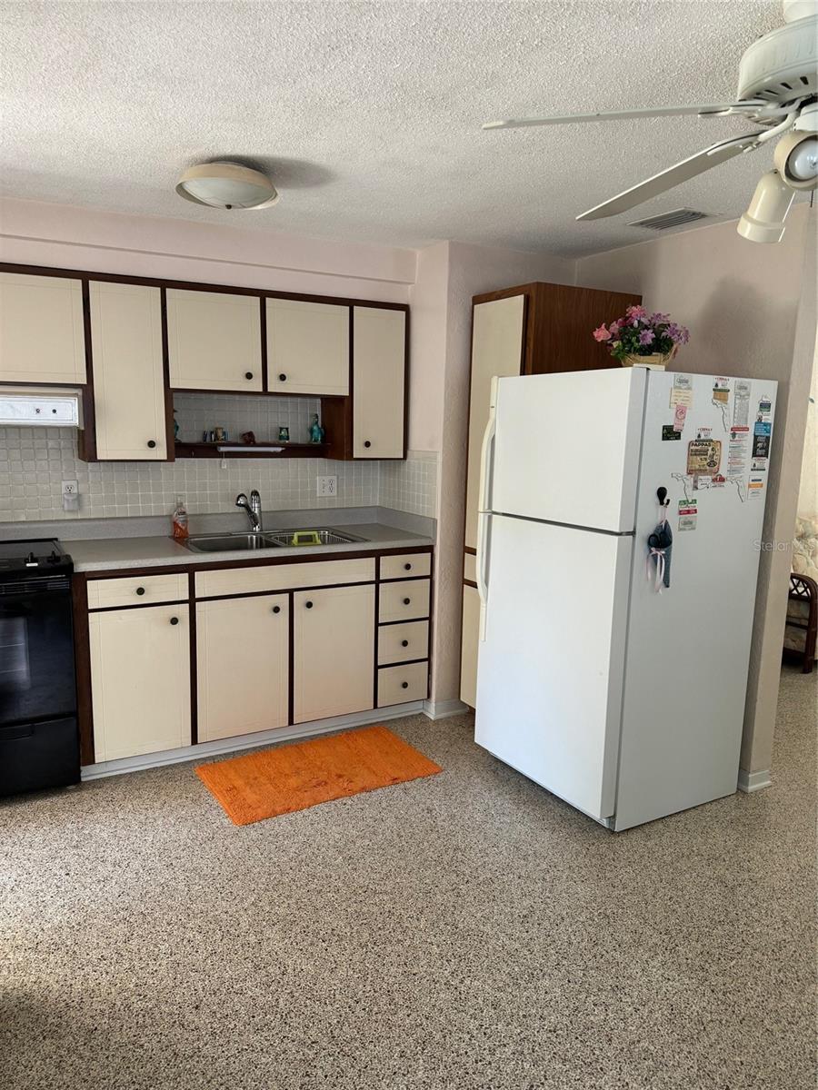 814 E 10th AVE, NEW SMYRNA BEACH, FL, 32169