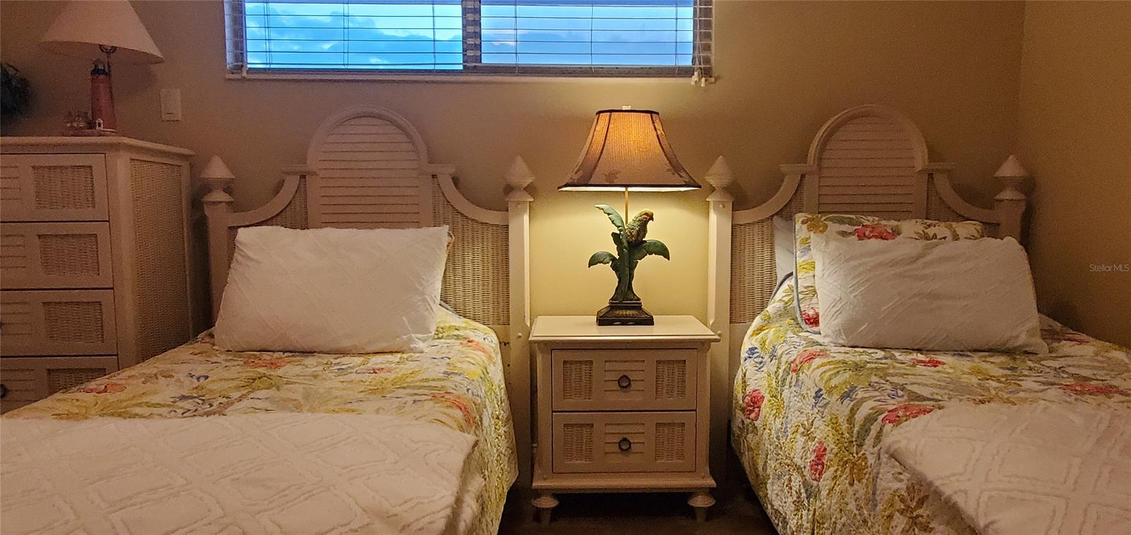 GOLDEN ARMS, NEW SMYRNA BEACH, FL, 32169