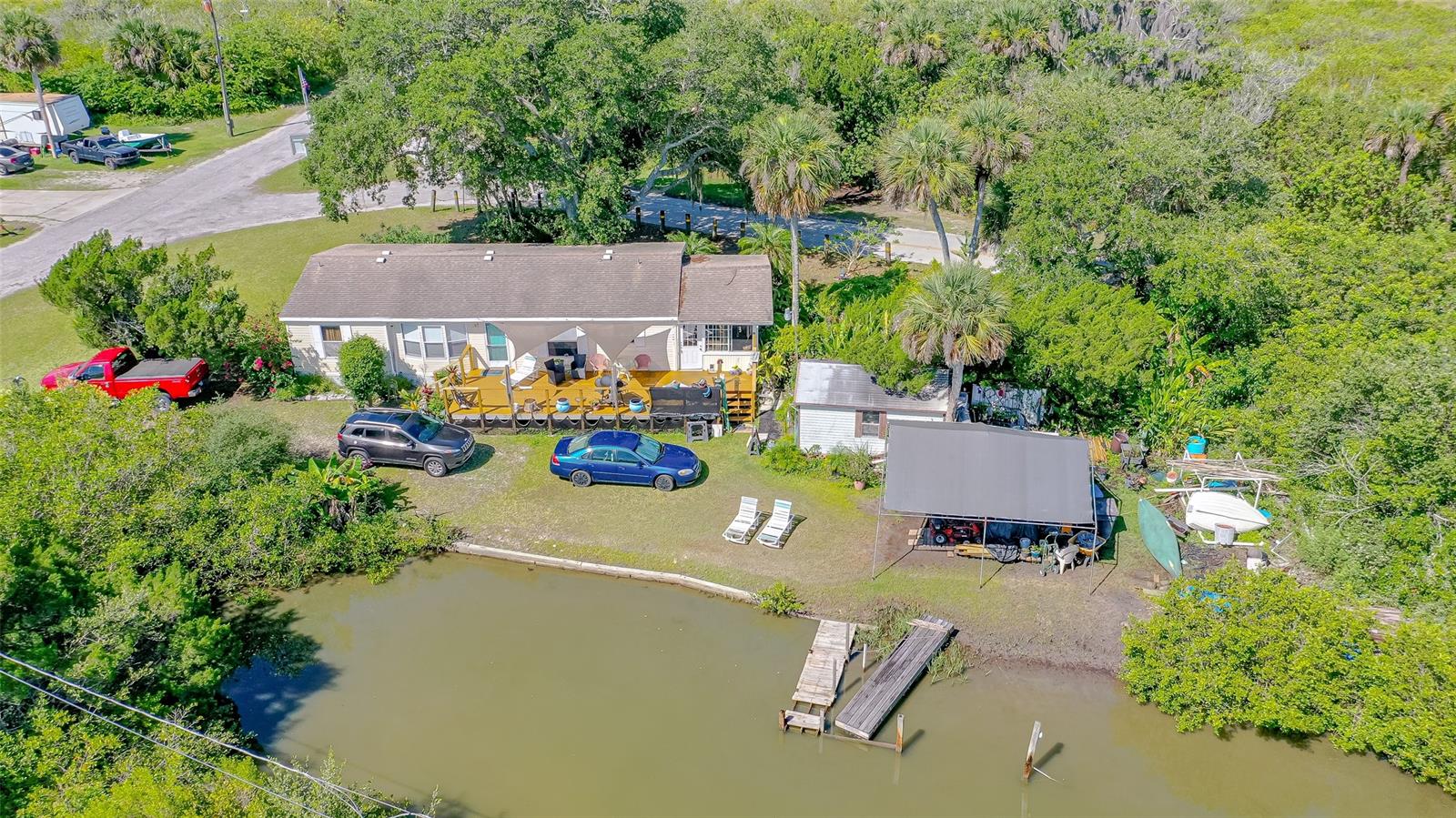 416 E Halifax AVE, OAK HILL, FL, 32759