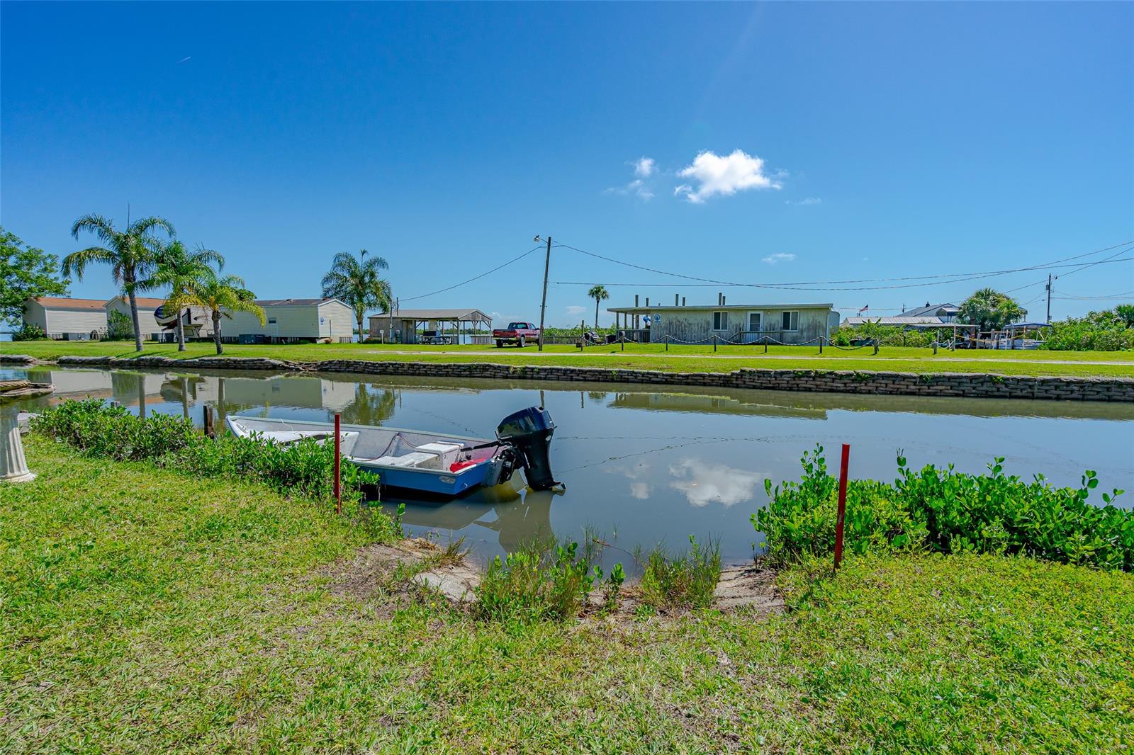 416 E Halifax AVE, OAK HILL, FL, 32759