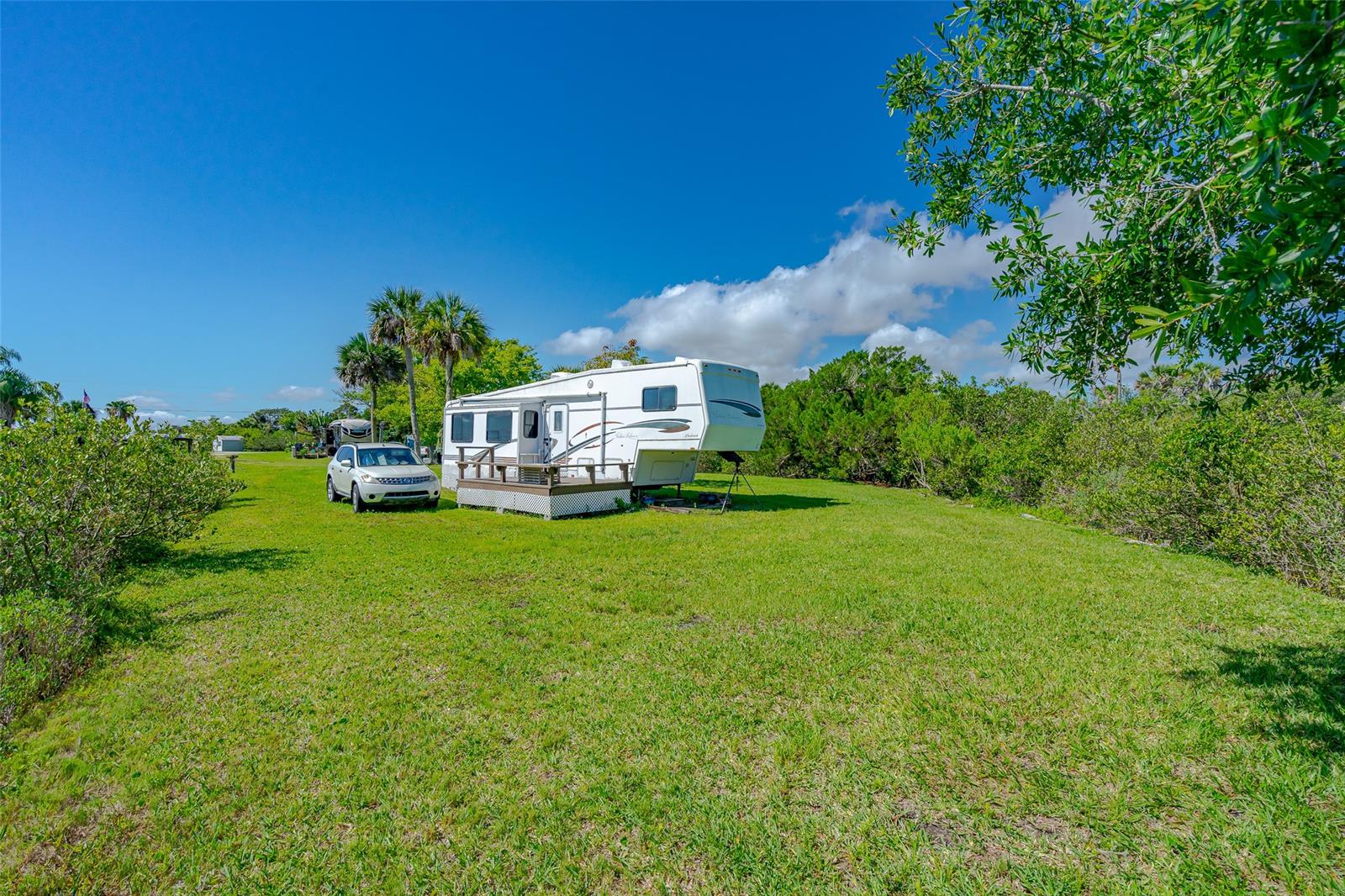 416 E Halifax AVE, OAK HILL, FL, 32759