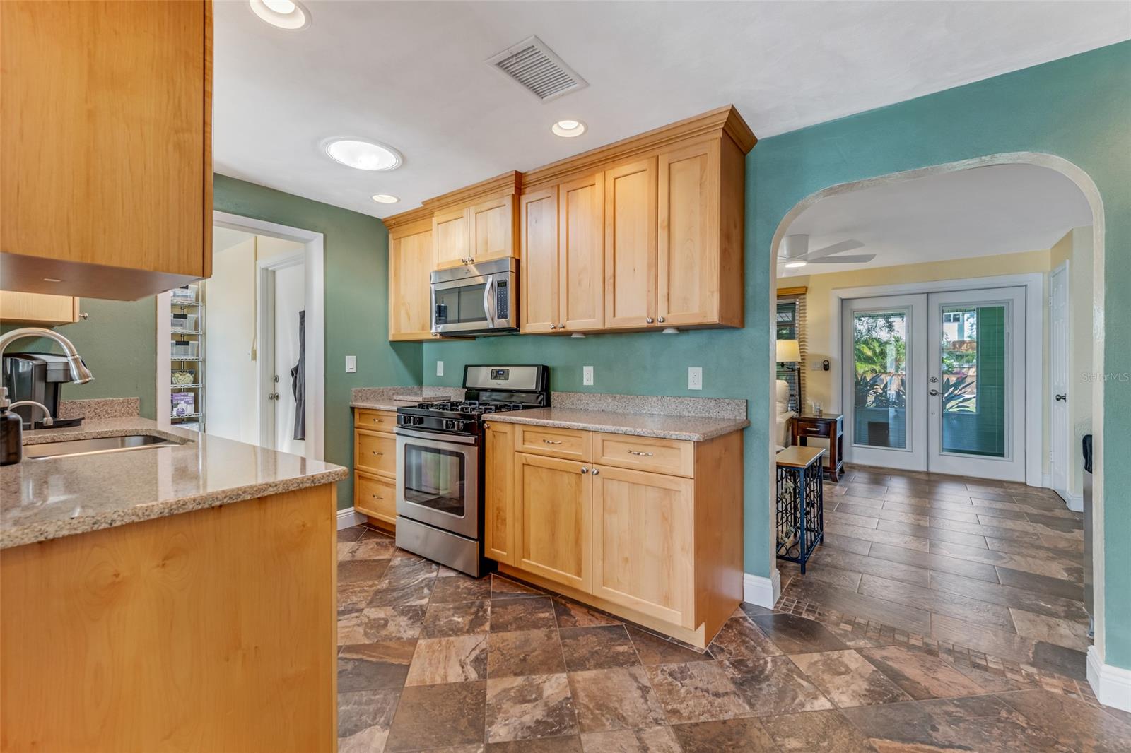 4638 Saxon DR, NEW SMYRNA BEACH, FL, 32169