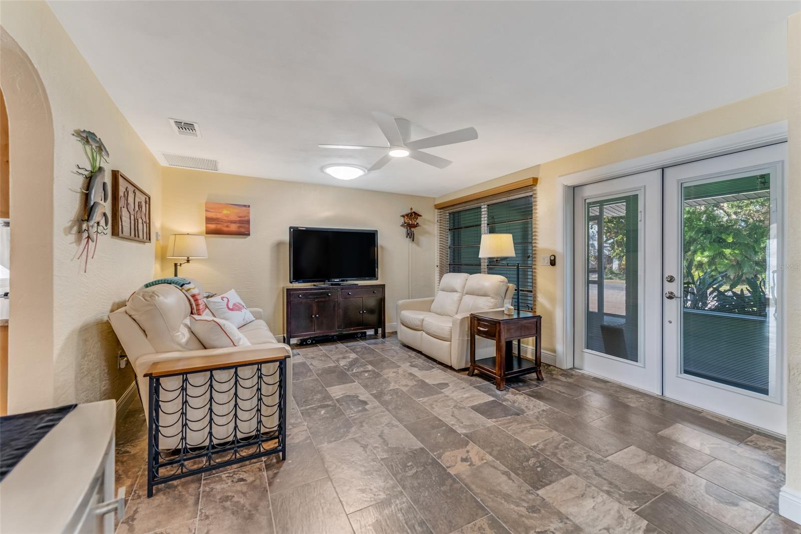 4638 Saxon DR, NEW SMYRNA BEACH, FL, 32169