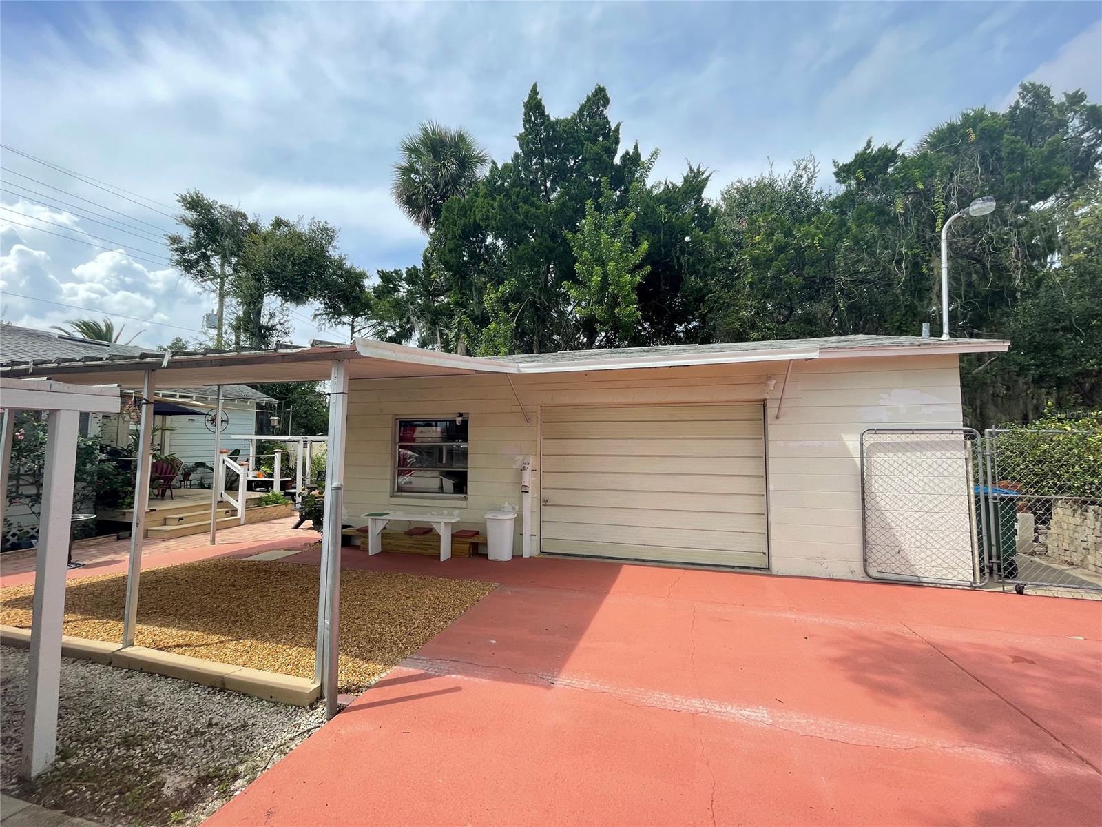607 N Dixie FWY, NEW SMYRNA BEACH, FL, 32168