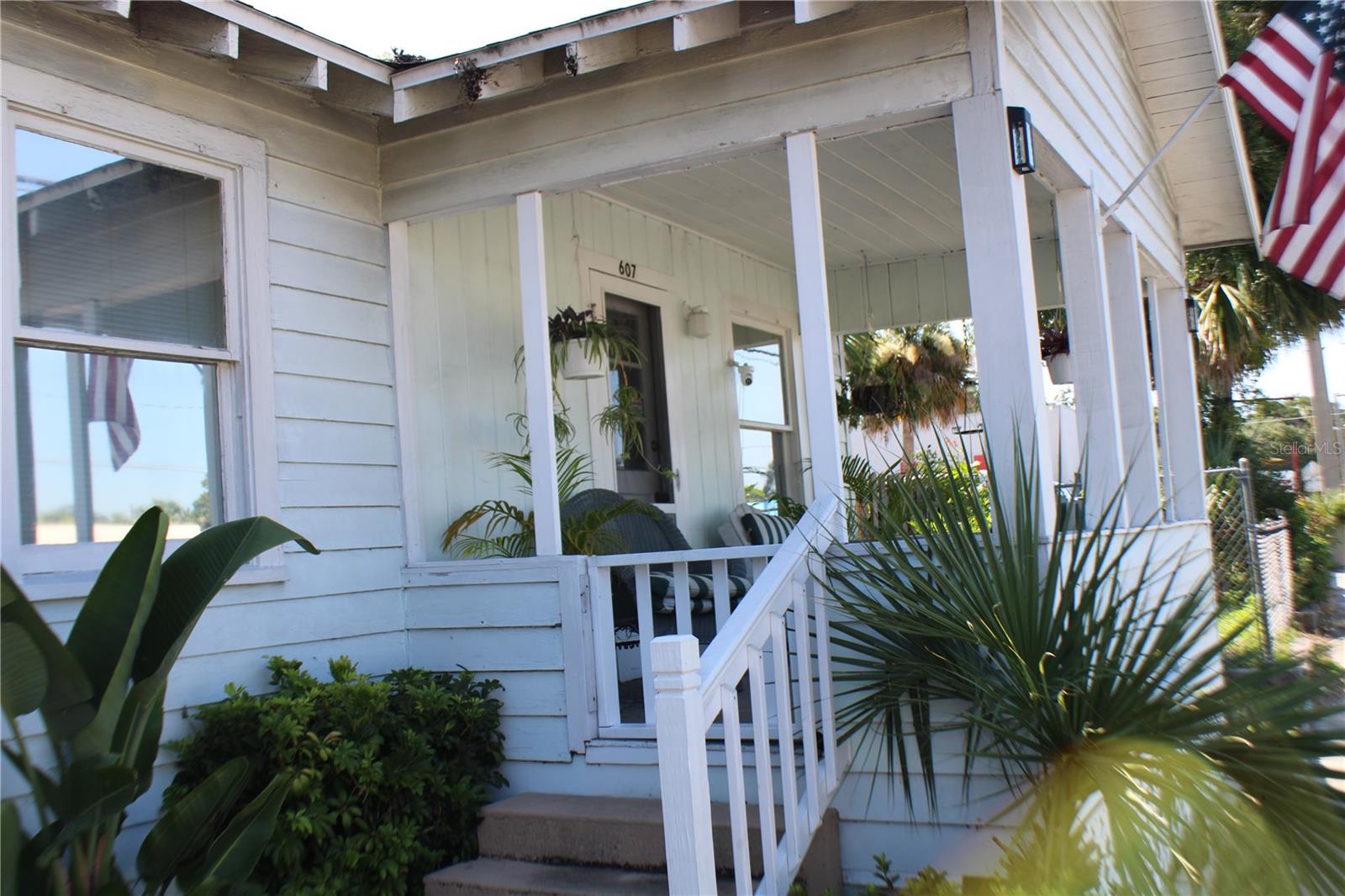 607 N Dixie FWY, NEW SMYRNA BEACH, FL, 32168