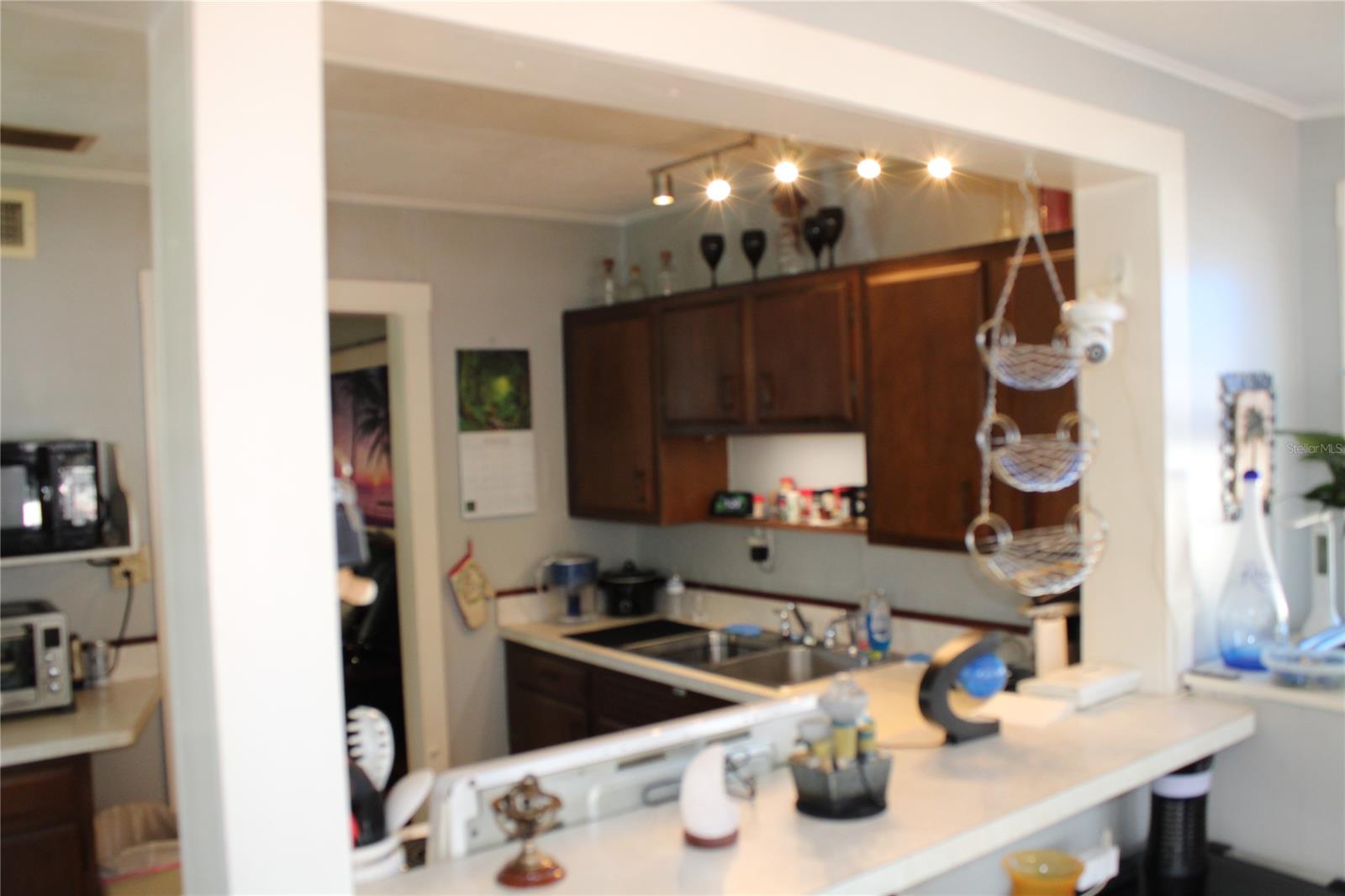 607 N Dixie FWY, NEW SMYRNA BEACH, FL, 32168