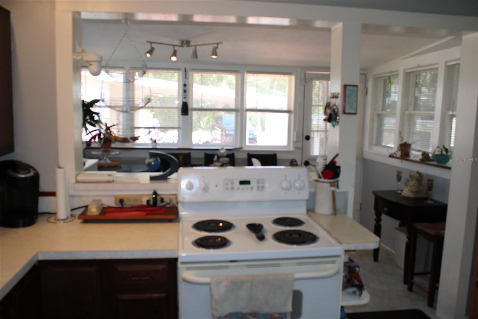 607 N Dixie FWY, NEW SMYRNA BEACH, FL, 32168