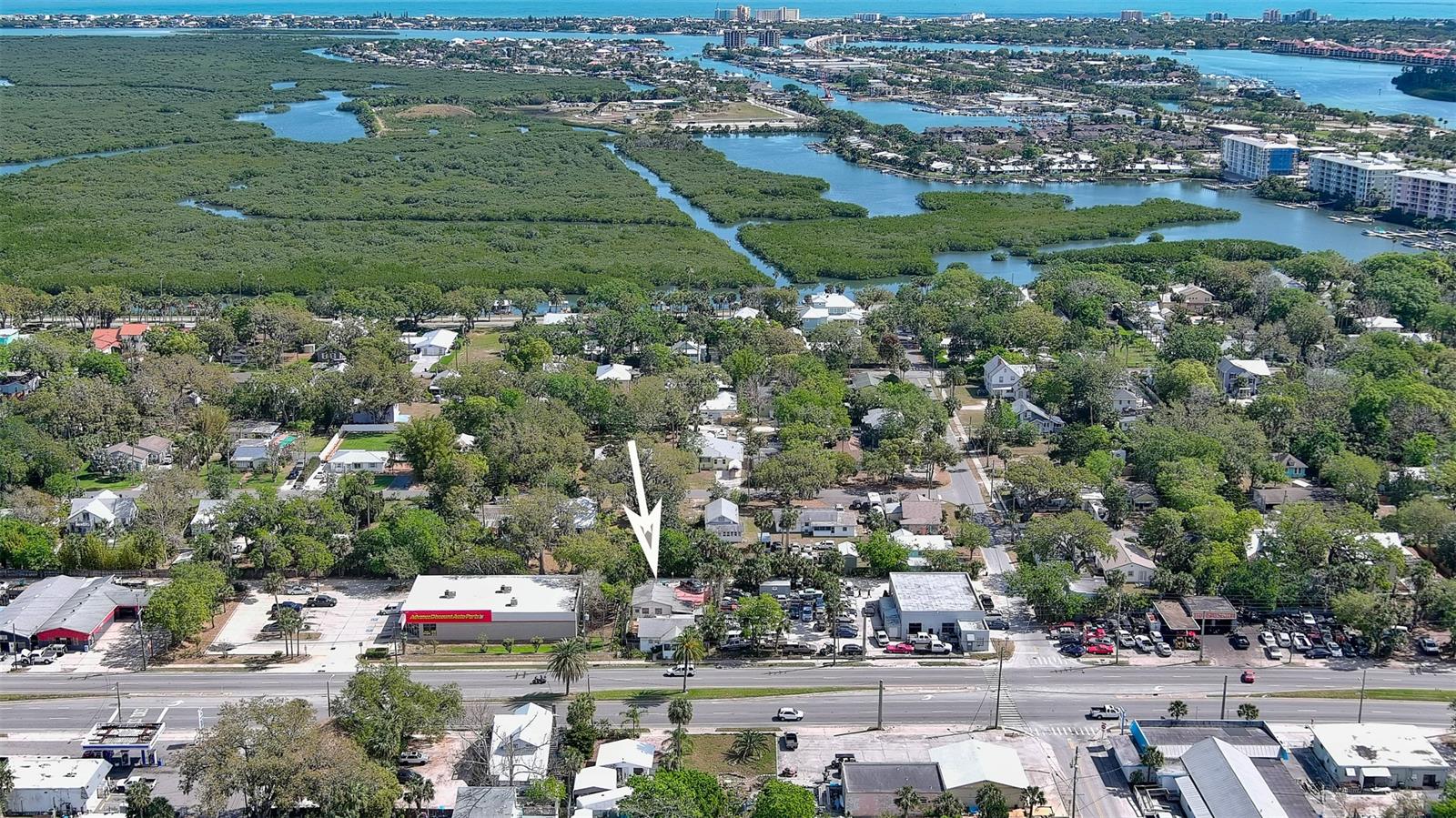607 N Dixie FWY, NEW SMYRNA BEACH, FL, 32168