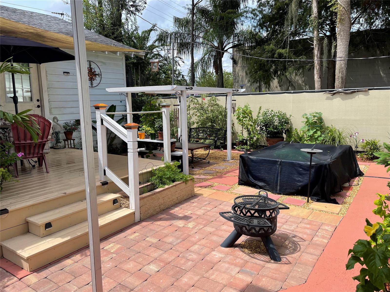 607 N Dixie FWY, NEW SMYRNA BEACH, FL, 32168